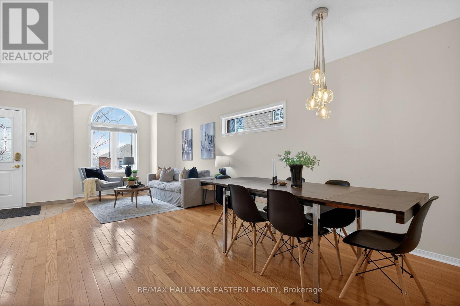 664 Trailview Drive, Peterborough (Ashburnham Ward 4), Ontario  K9J 8P1 - Photo 8 - X12873112