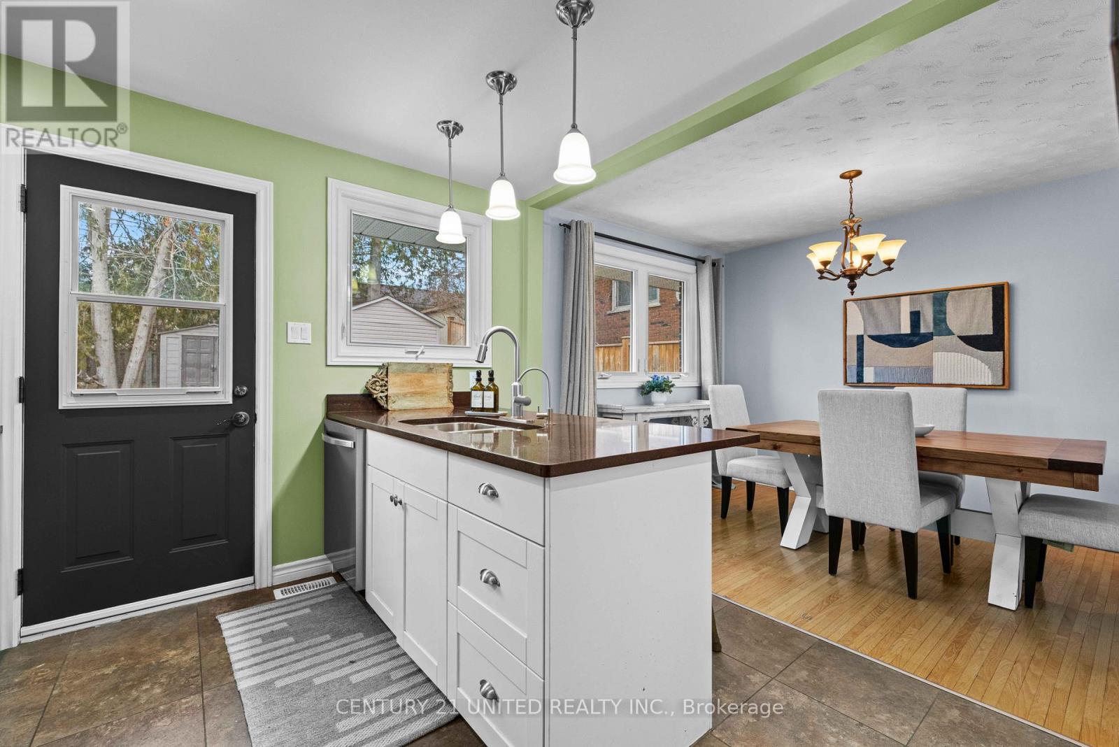 1227 Cartier Boulevard, Peterborough (Northcrest Ward 5), Ontario  K9H 6S2 - Photo 11 - X12873144