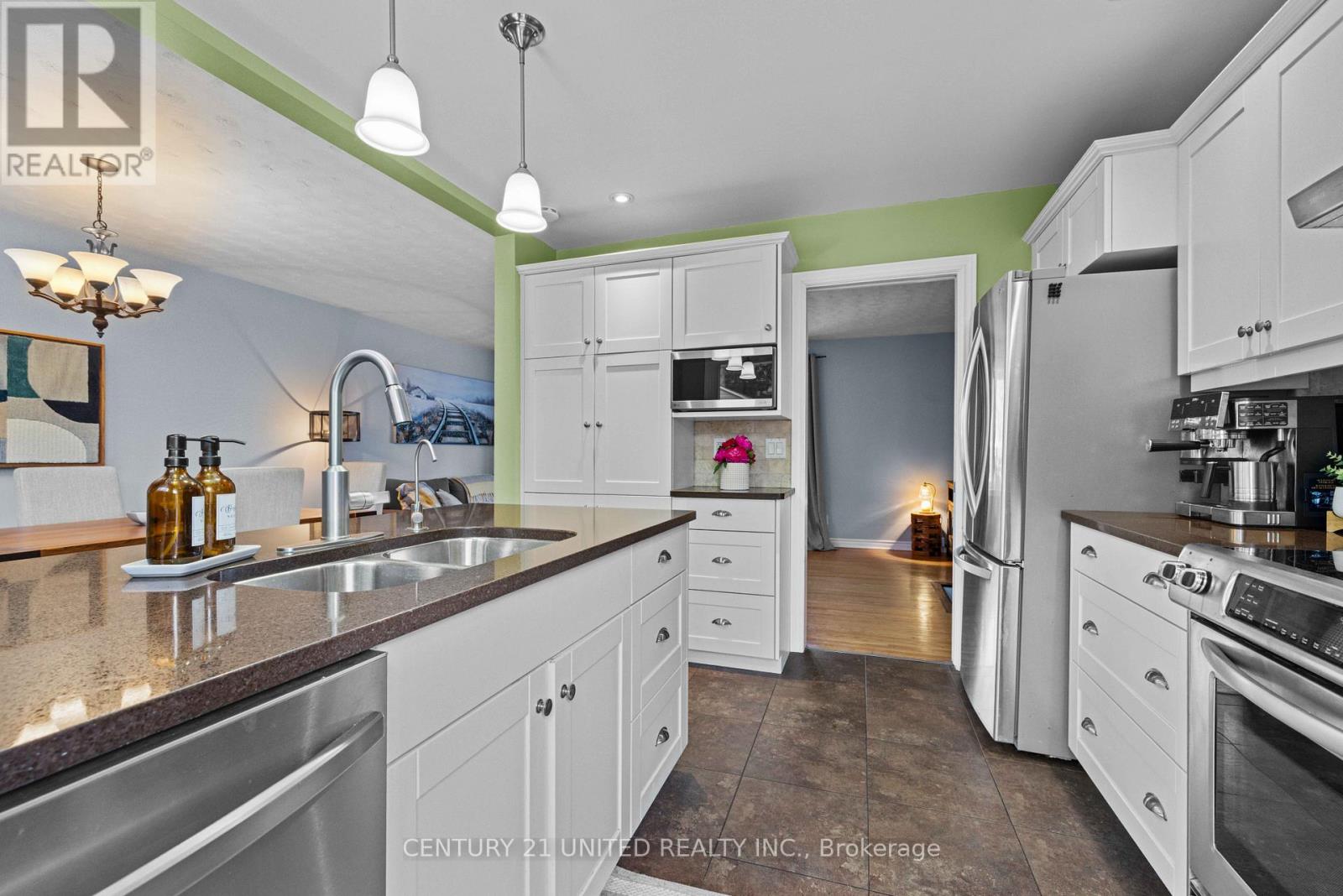 1227 Cartier Boulevard, Peterborough (Northcrest Ward 5), Ontario  K9H 6S2 - Photo 13 - X12873144