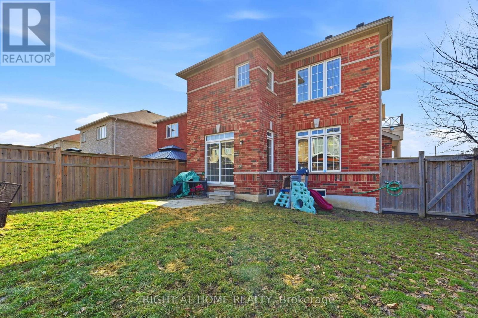 156 Mcdonald Crescent, Clarington (Newcastle), Ontario  L1B 1G9 - Photo 30 - E12873442