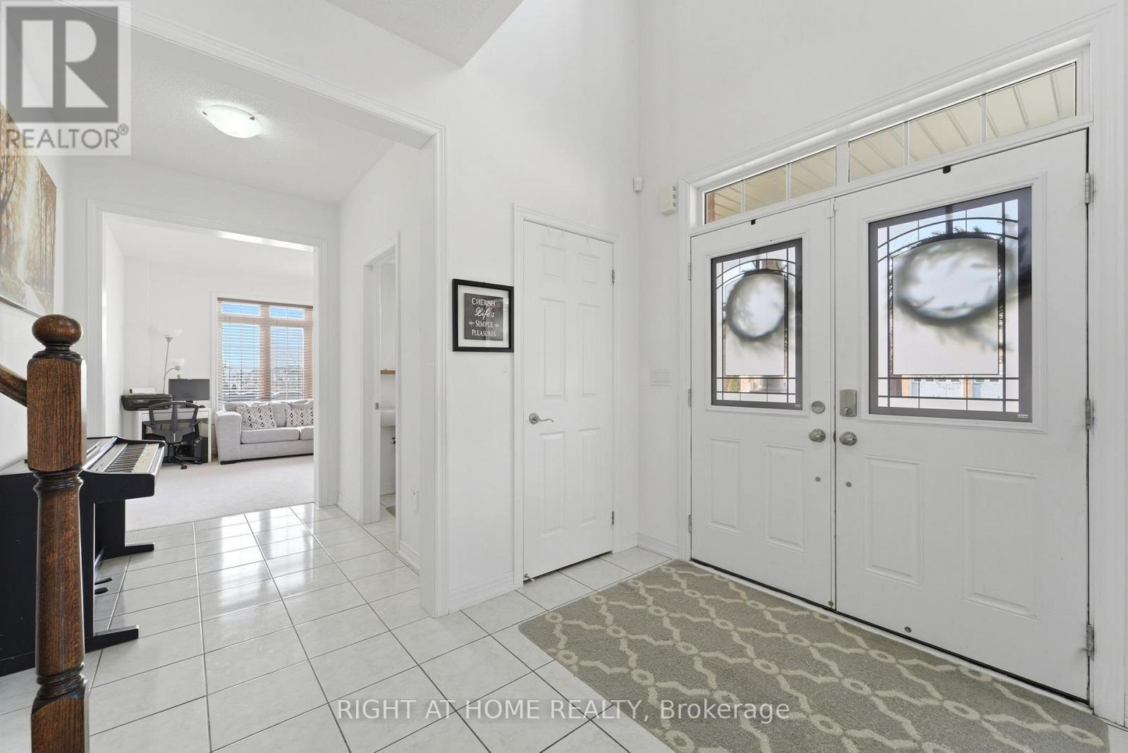 156 Mcdonald Crescent, Clarington (Newcastle), Ontario  L1B 1G9 - Photo 8 - E12873442