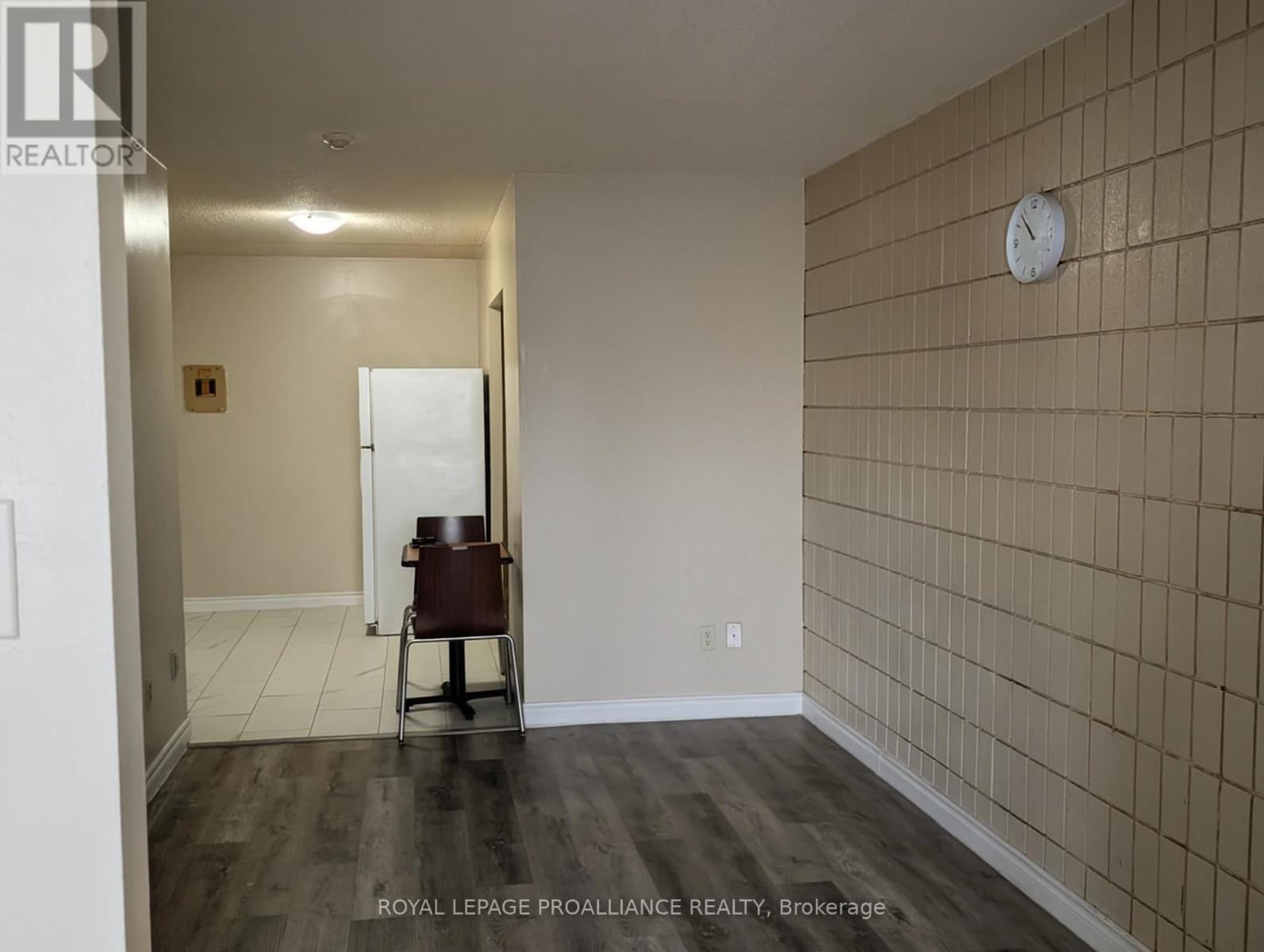 13 - 1837 Lansdowne Street W, Peterborough (Otonabee Ward 1), Ontario  K9K 1R4 - Photo 7 - X12874292