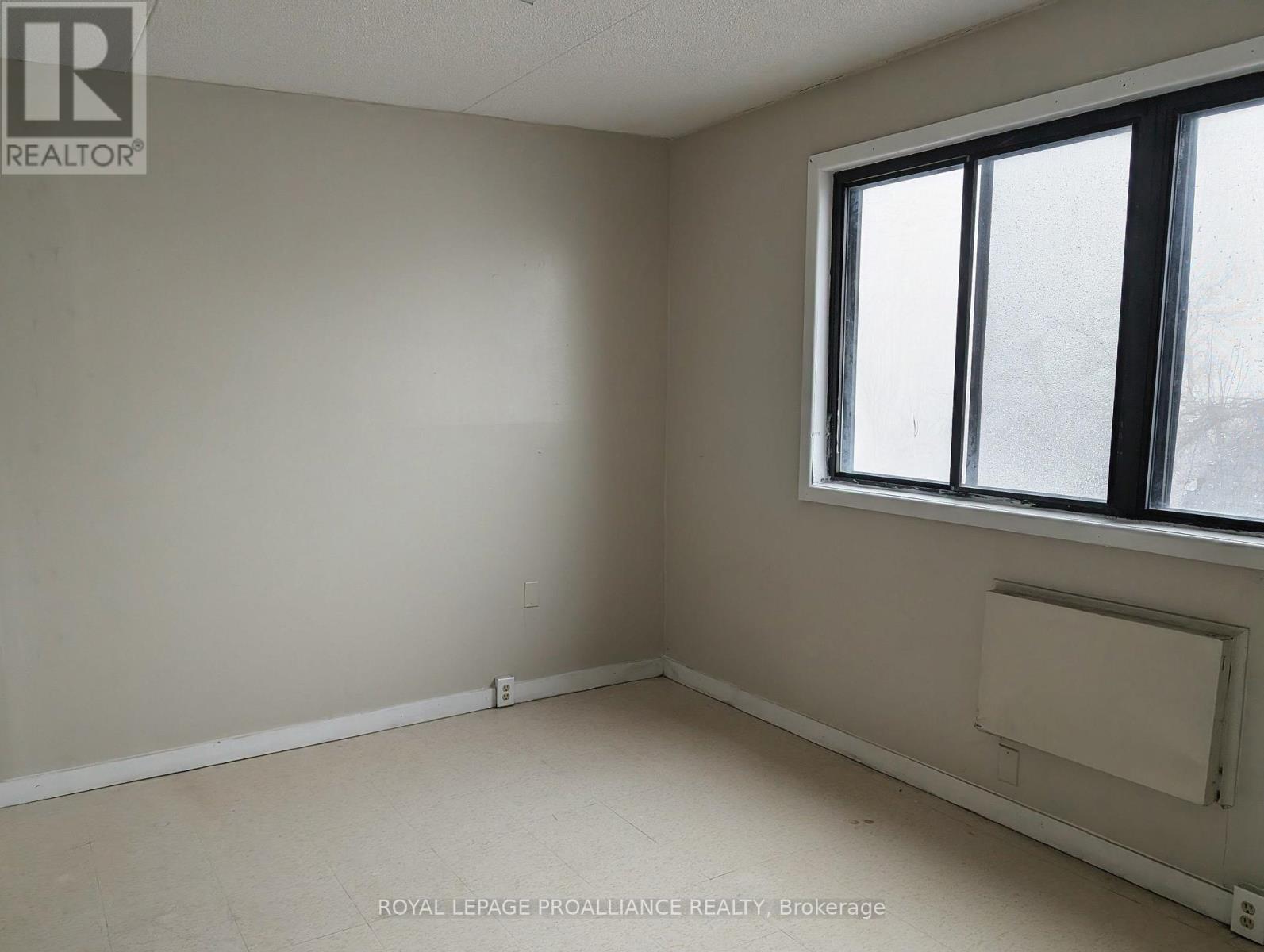 35 - 1837 Lansdowne Street W, Peterborough (Otonabee Ward 1), Ontario  K9K 1R4 - Photo 7 - X12874298