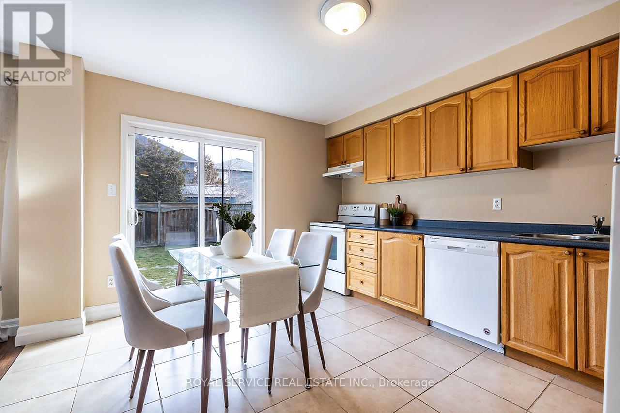 56 Beacham Crescent, Clarington (Newcastle), Ontario  L1B 1N1 - Photo 13 - E12874526