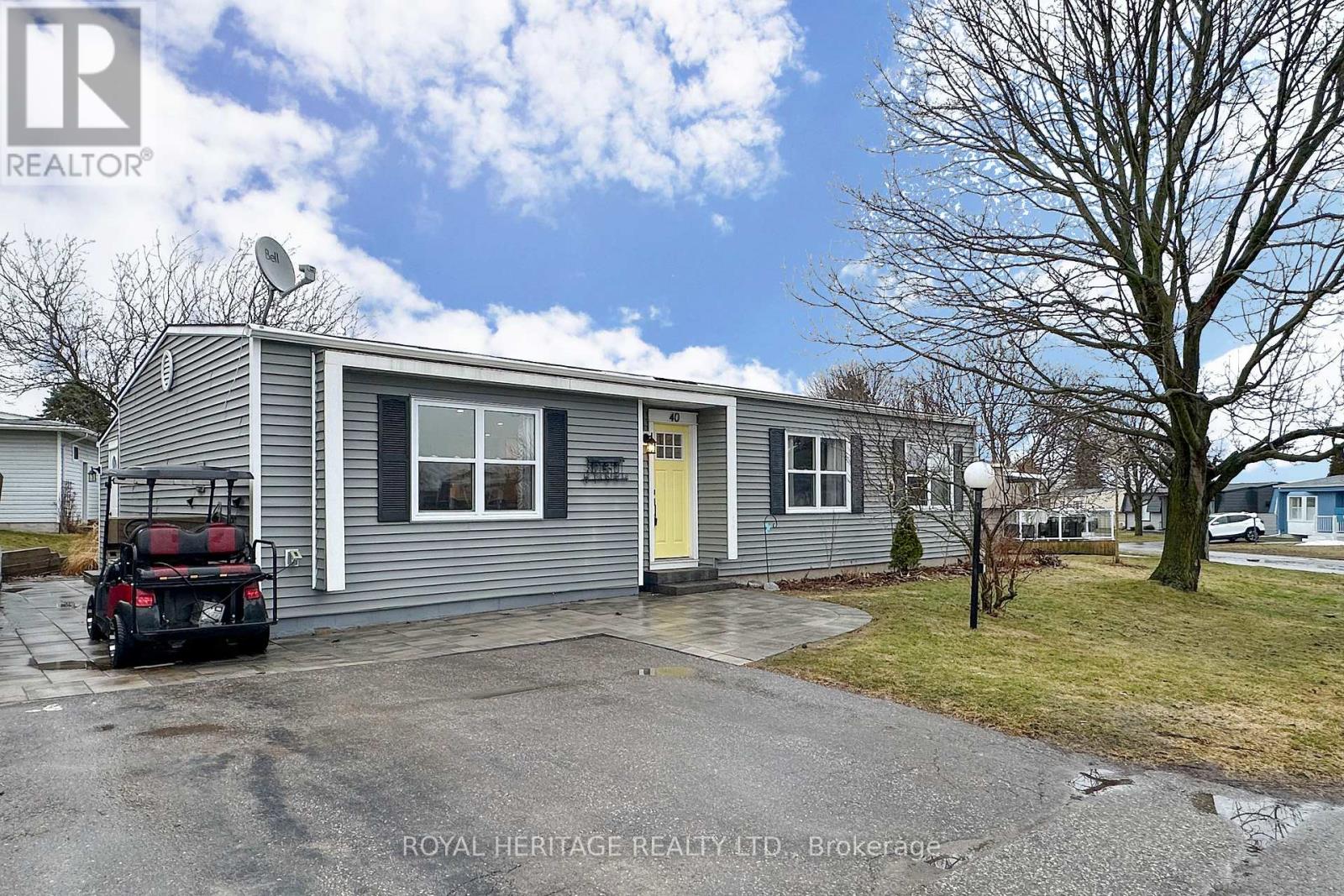 40 Bluffs Road, Clarington (Bowmanville), Ontario  L1B 1A3 - Photo 2 - E12874514