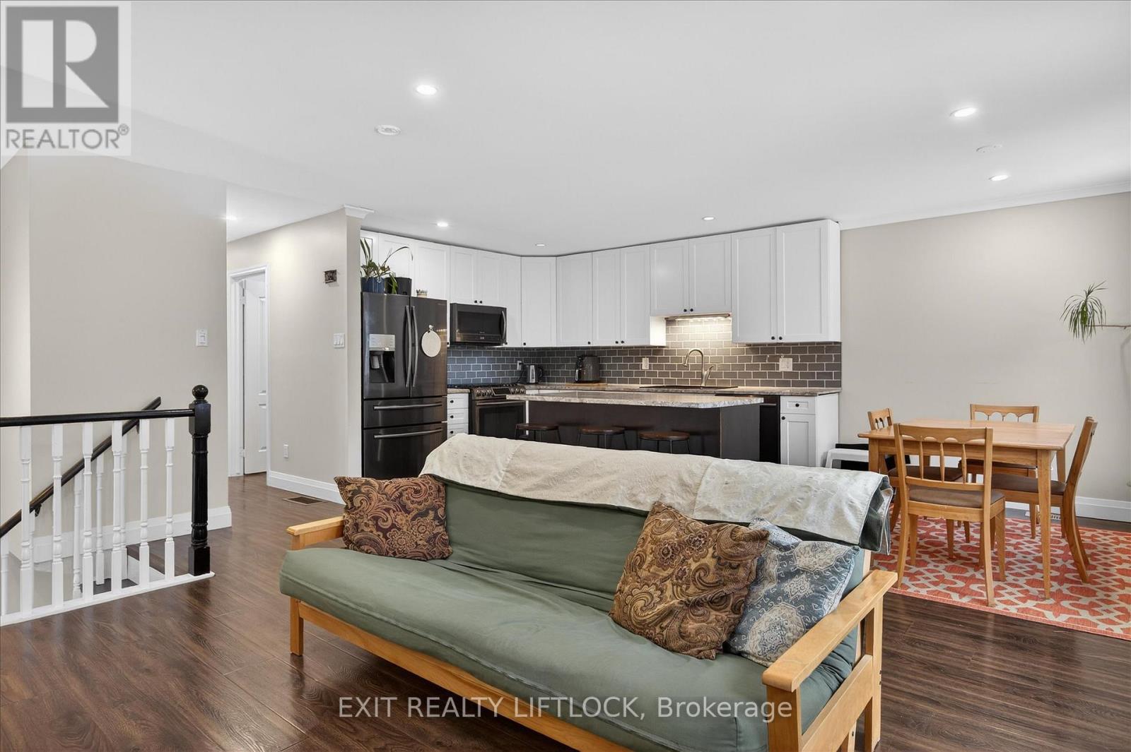 1344 Tudor Crescent, Peterborough (Ashburnham Ward 4), Ontario  K9L 1X1 - Photo 10 - X12876116