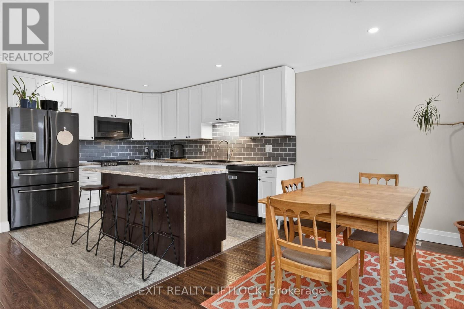 1344 Tudor Crescent, Peterborough (Ashburnham Ward 4), Ontario  K9L 1X1 - Photo 12 - X12876116