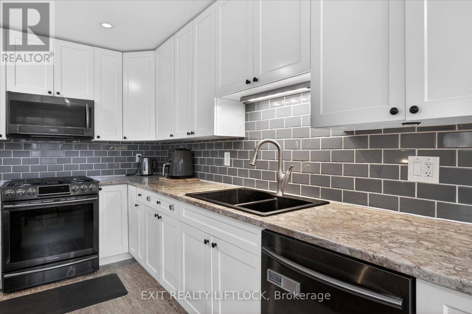 1344 Tudor Crescent, Peterborough (Ashburnham Ward 4), Ontario  K9L 1X1 - Photo 17 - X12876116