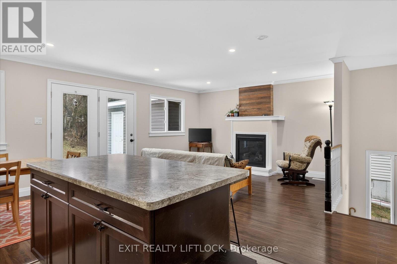 1344 Tudor Crescent, Peterborough (Ashburnham Ward 4), Ontario  K9L 1X1 - Photo 18 - X12876116