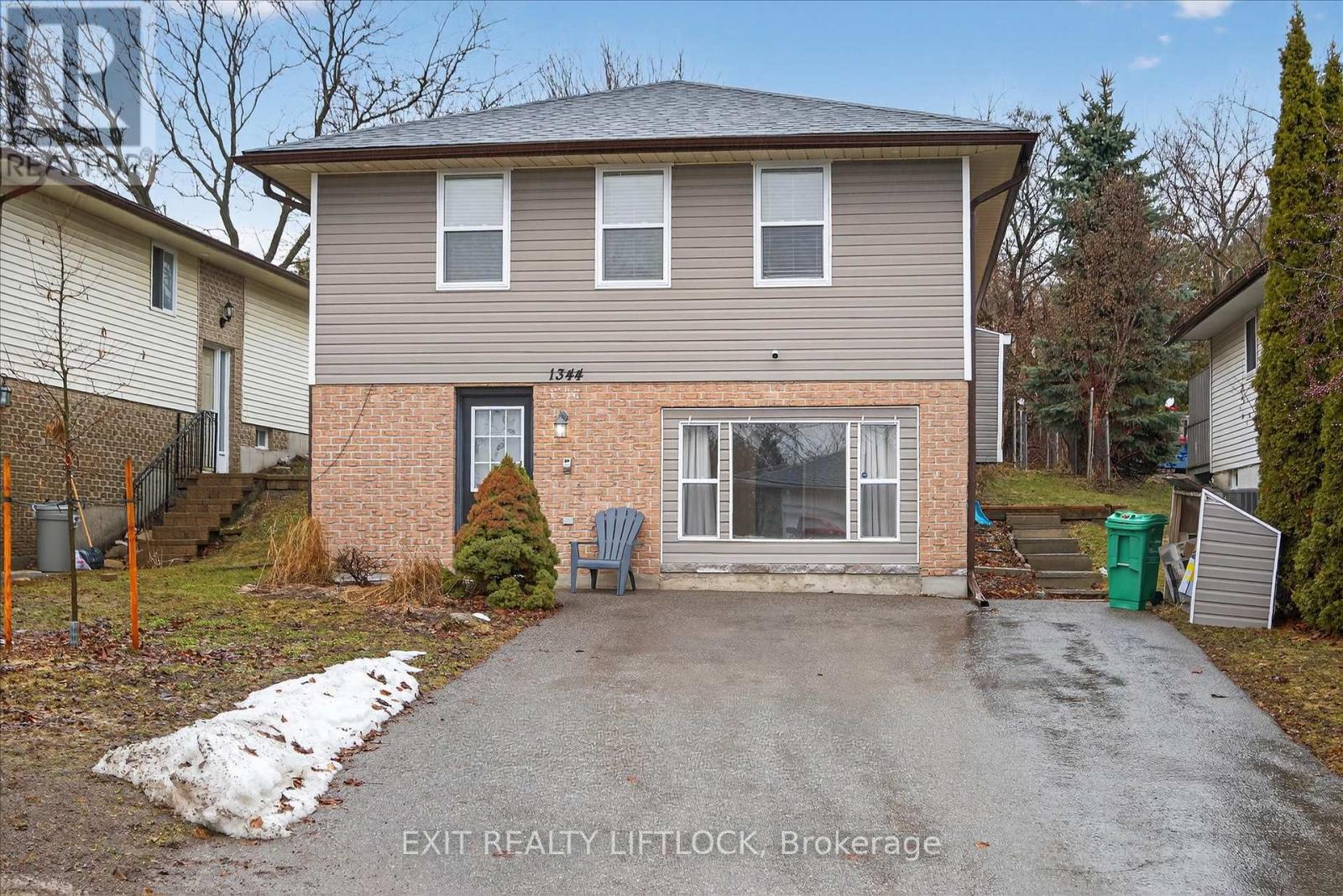 1344 Tudor Crescent, Peterborough (Ashburnham Ward 4), Ontario  K9L 1X1 - Photo 2 - X12876116