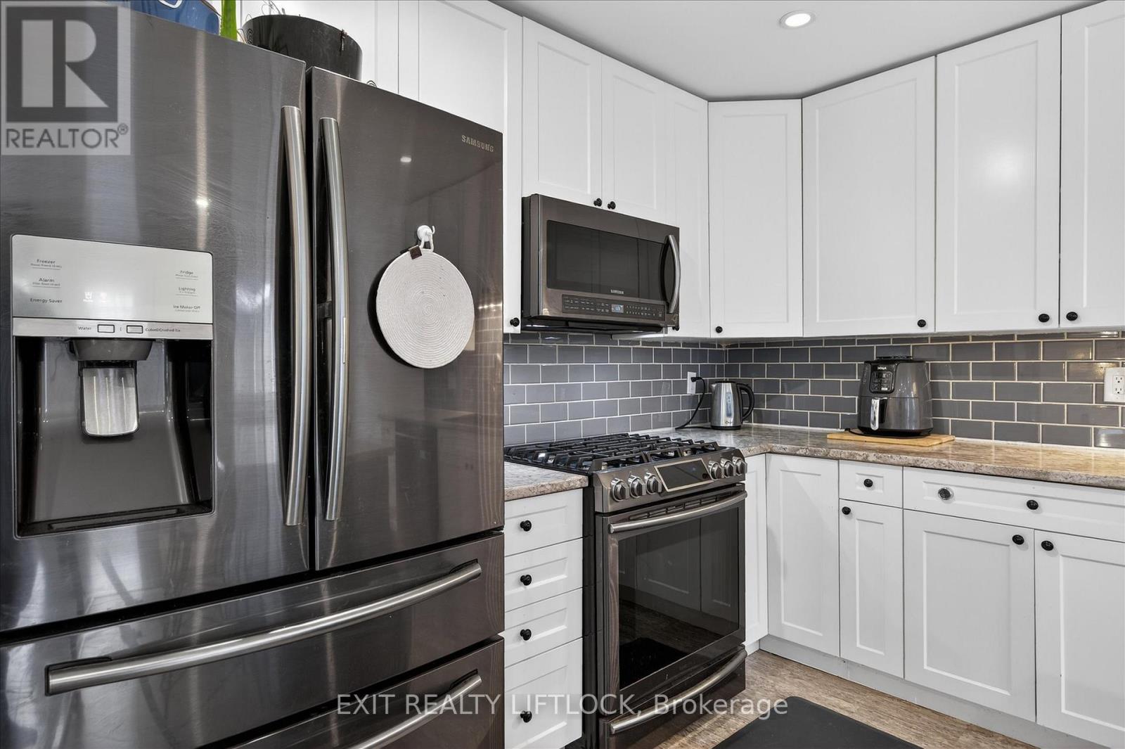 1344 Tudor Crescent, Peterborough (Ashburnham Ward 4), Ontario  K9L 1X1 - Photo 20 - X12876116