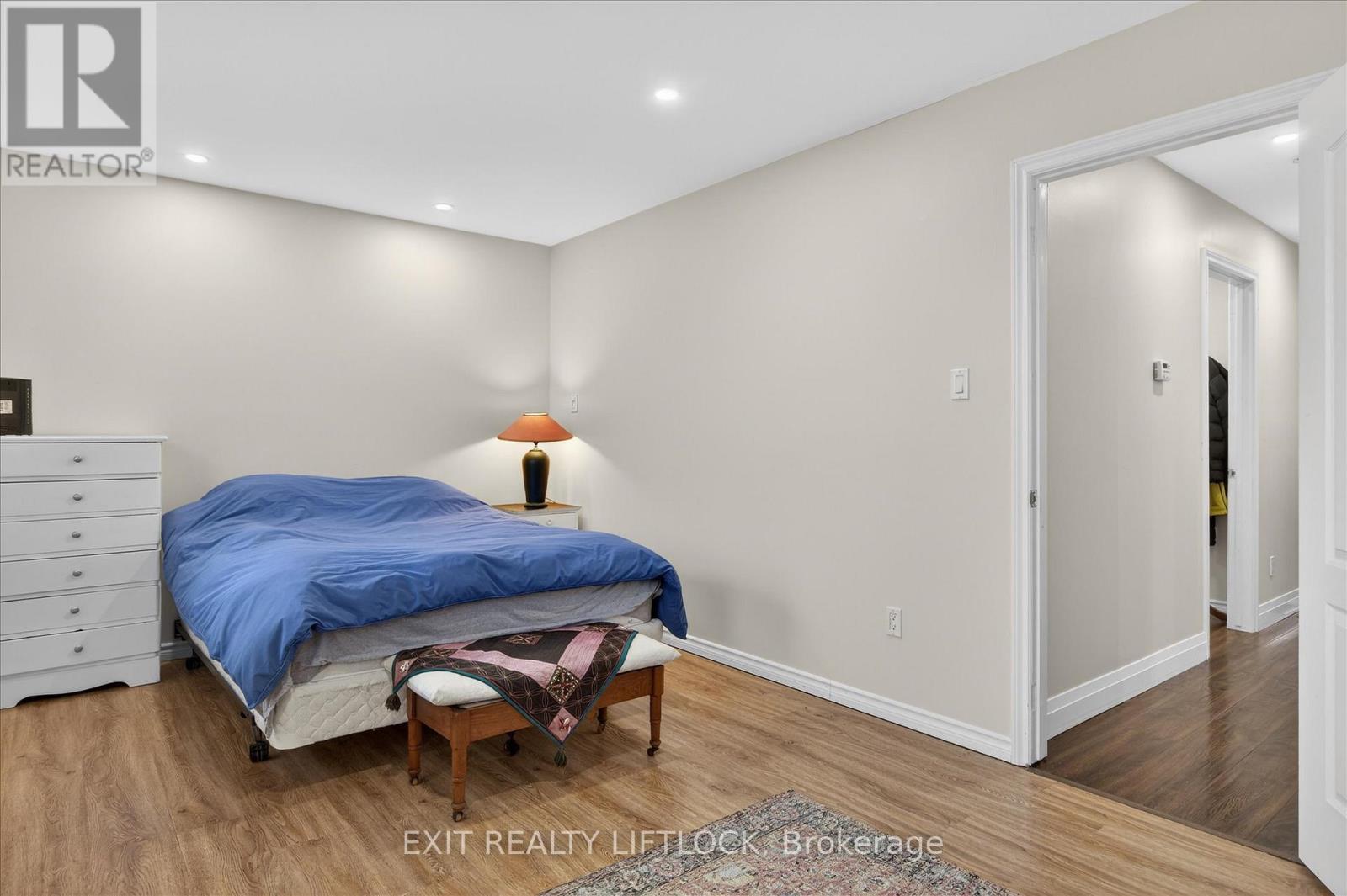 1344 Tudor Crescent, Peterborough (Ashburnham Ward 4), Ontario  K9L 1X1 - Photo 22 - X12876116