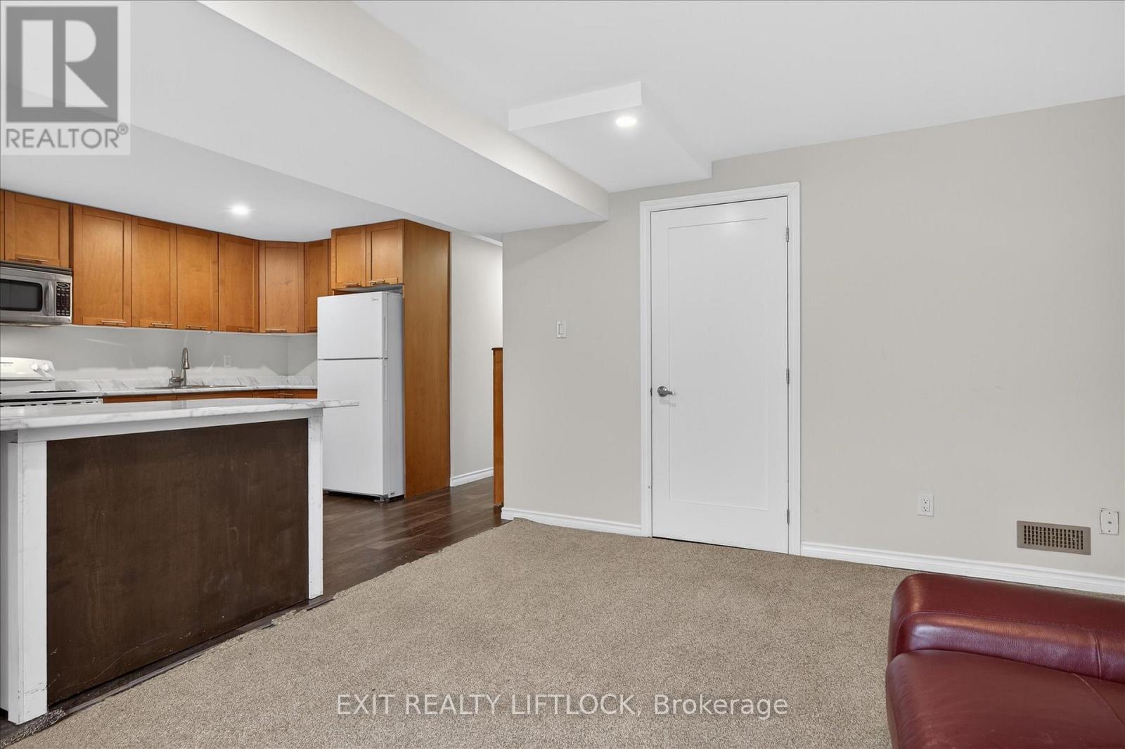 1344 Tudor Crescent, Peterborough (Ashburnham Ward 4), Ontario  K9L 1X1 - Photo 35 - X12876116