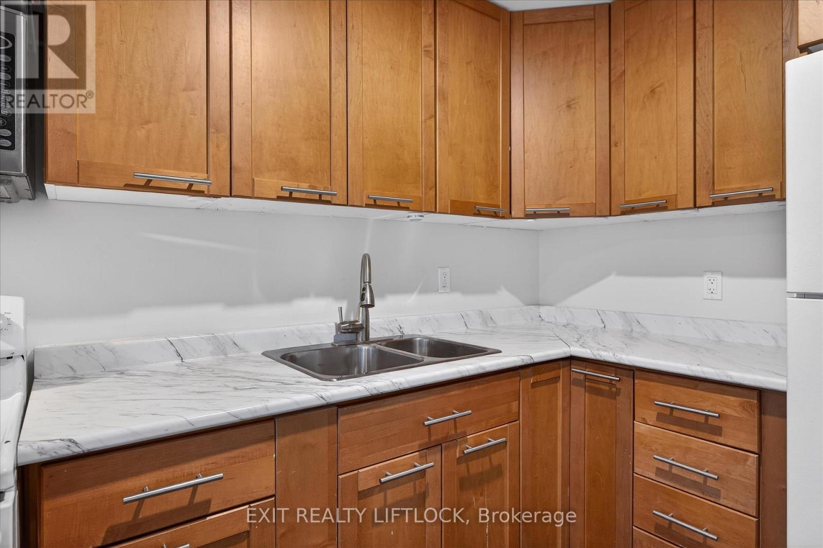 1344 Tudor Crescent, Peterborough (Ashburnham Ward 4), Ontario  K9L 1X1 - Photo 36 - X12876116