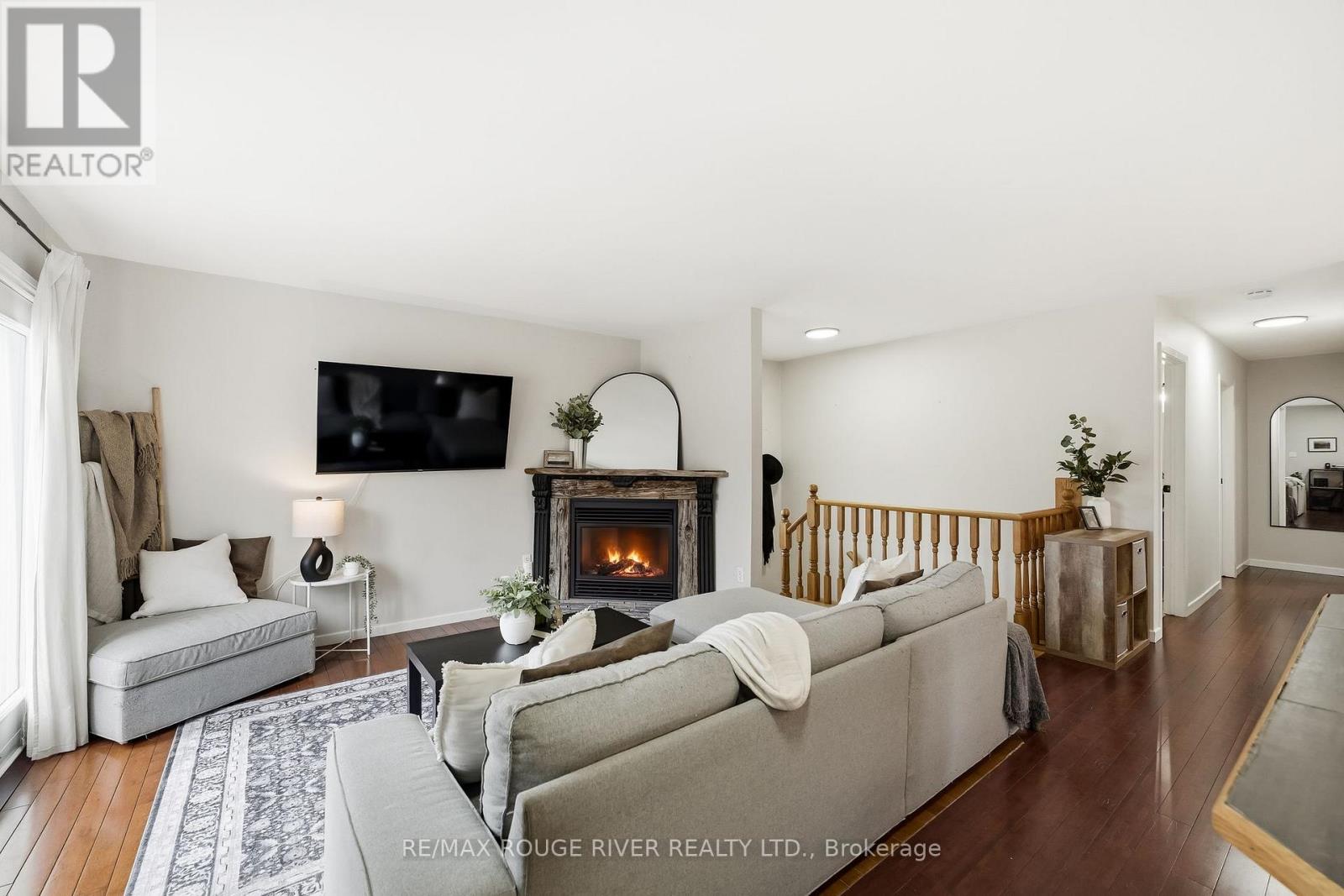 19 Caroline Street, Kawartha Lakes (Lindsay), Ontario  K9V 1T2 - Photo 10 - X12876224