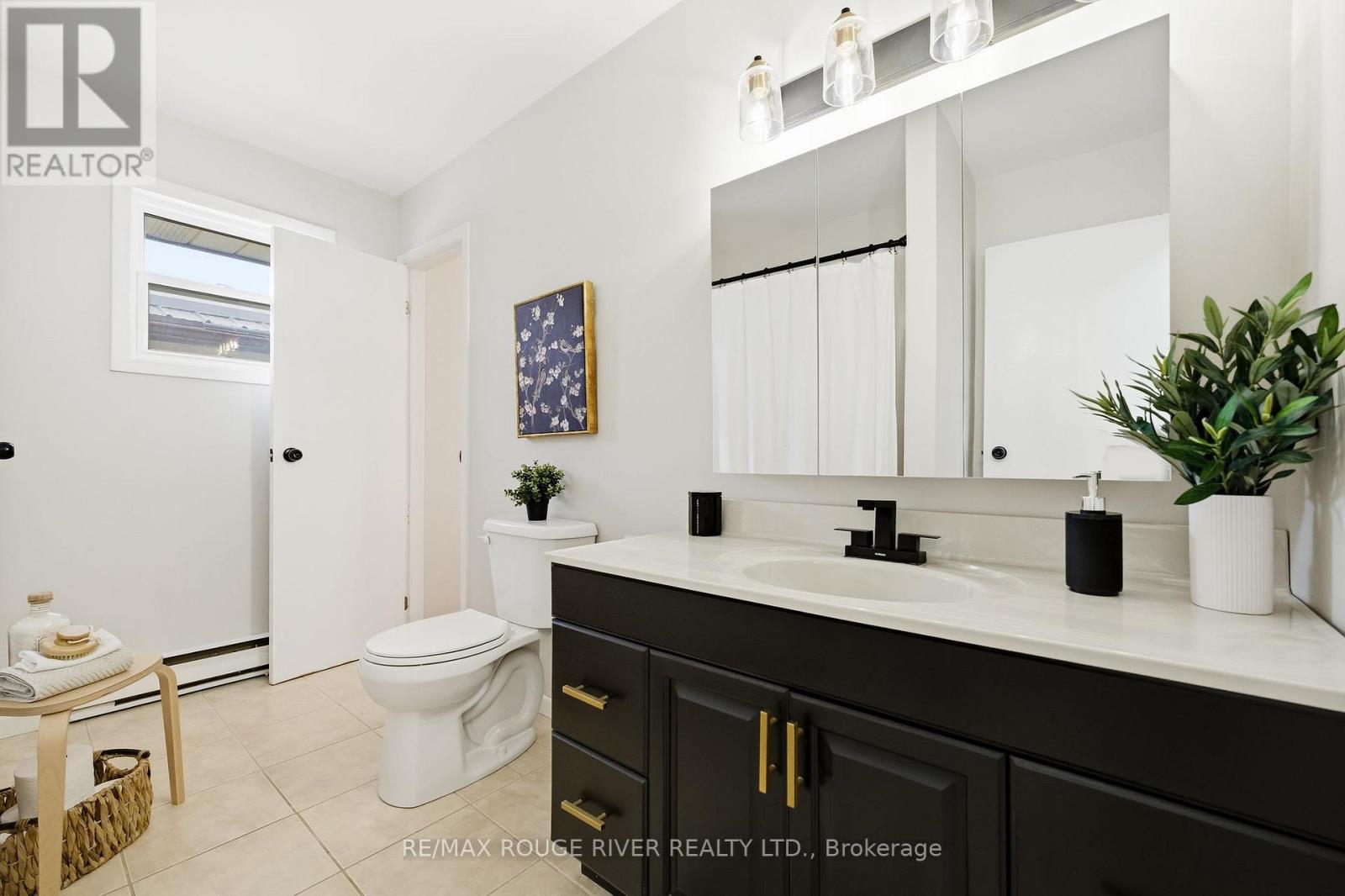 19 Caroline Street, Kawartha Lakes (Lindsay), Ontario  K9V 1T2 - Photo 25 - X12876224