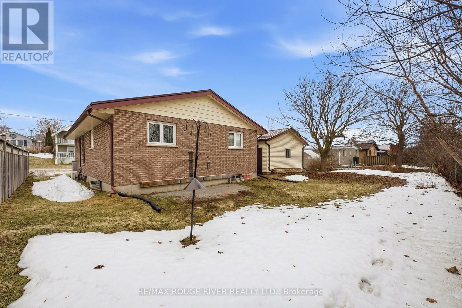 19 Caroline Street, Kawartha Lakes (Lindsay), Ontario  K9V 1T2 - Photo 45 - X12876224