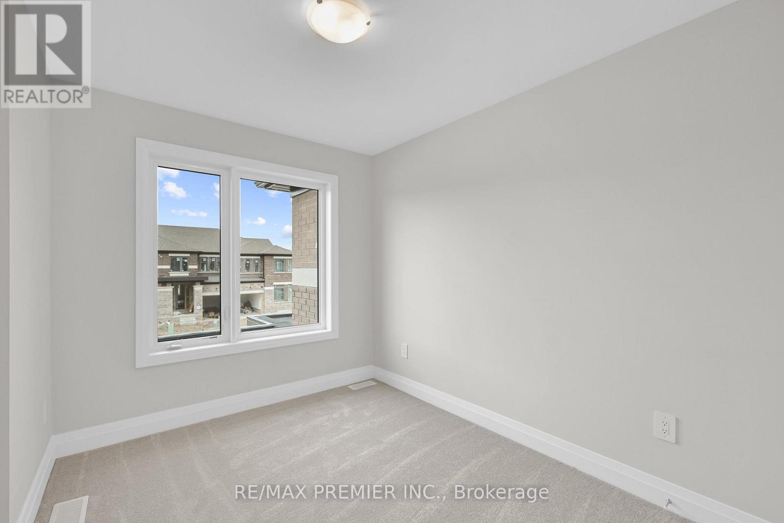 138 Corley Street, Kawartha Lakes (Lindsay), Ontario  K9V 0R4 - Photo 14 - X12876628