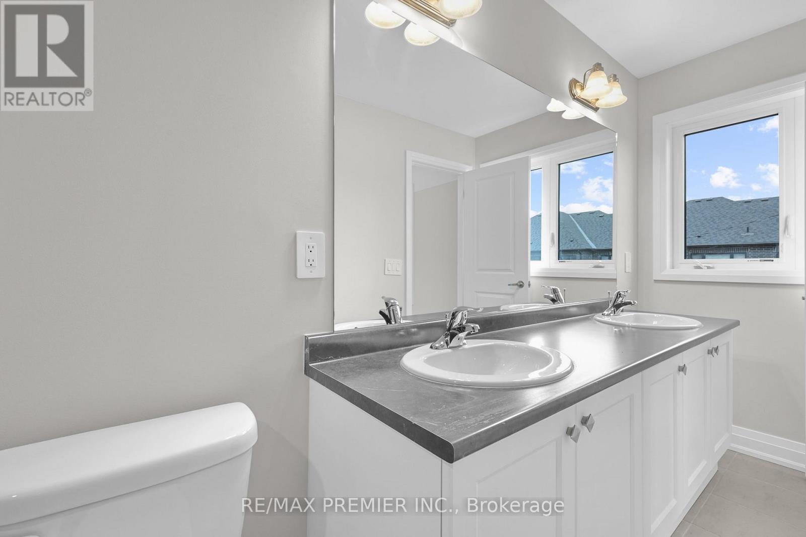 138 Corley Street, Kawartha Lakes (Lindsay), Ontario  K9V 0R4 - Photo 16 - X12876628