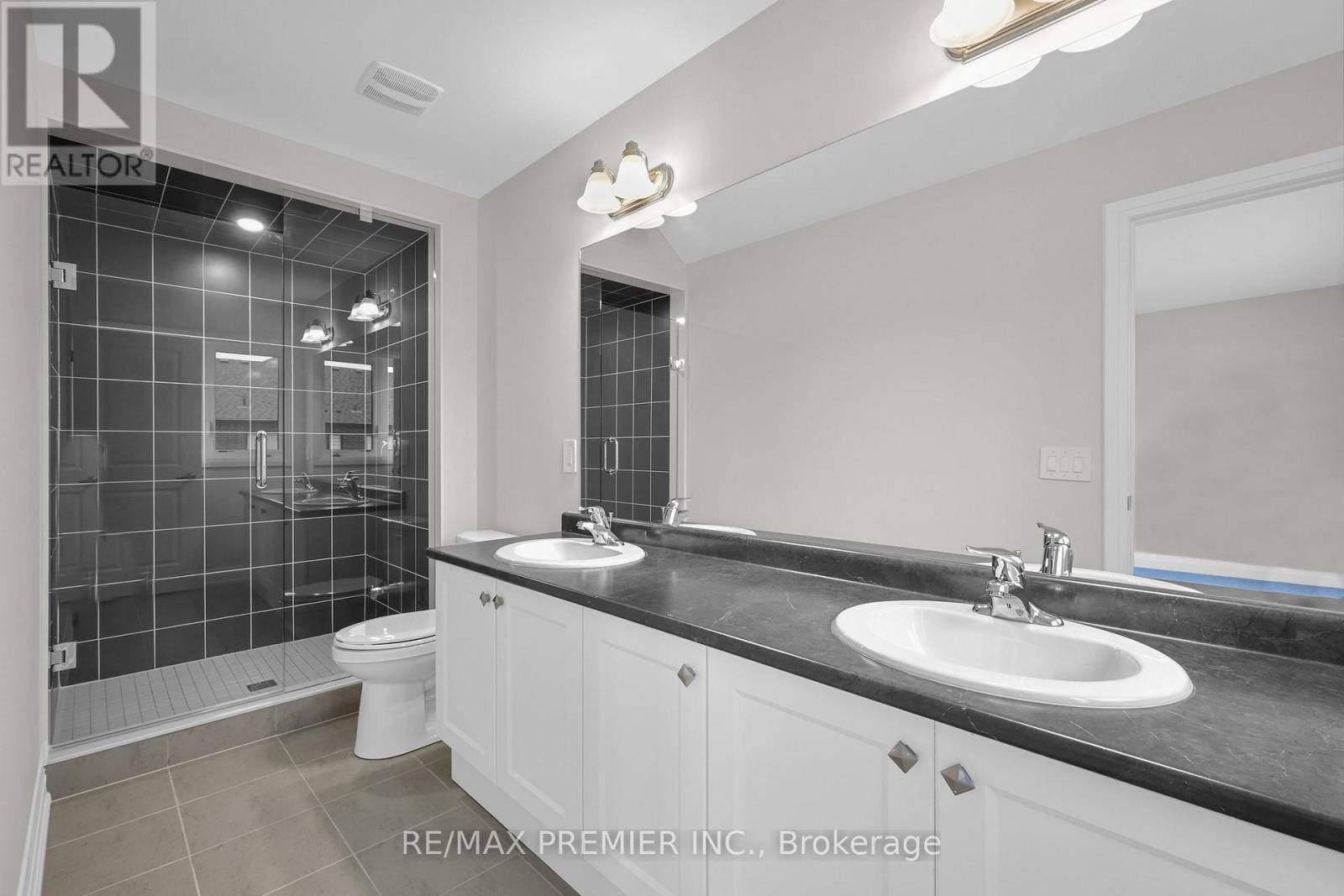 138 Corley Street, Kawartha Lakes (Lindsay), Ontario  K9V 0R4 - Photo 22 - X12876628