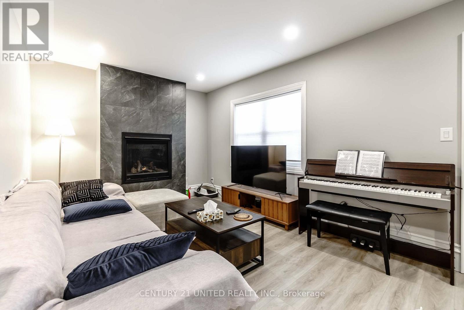 218 Park Street N, Peterborough (Town Ward 3), Ontario  K9J 3P8 - Photo 29 - X12878106