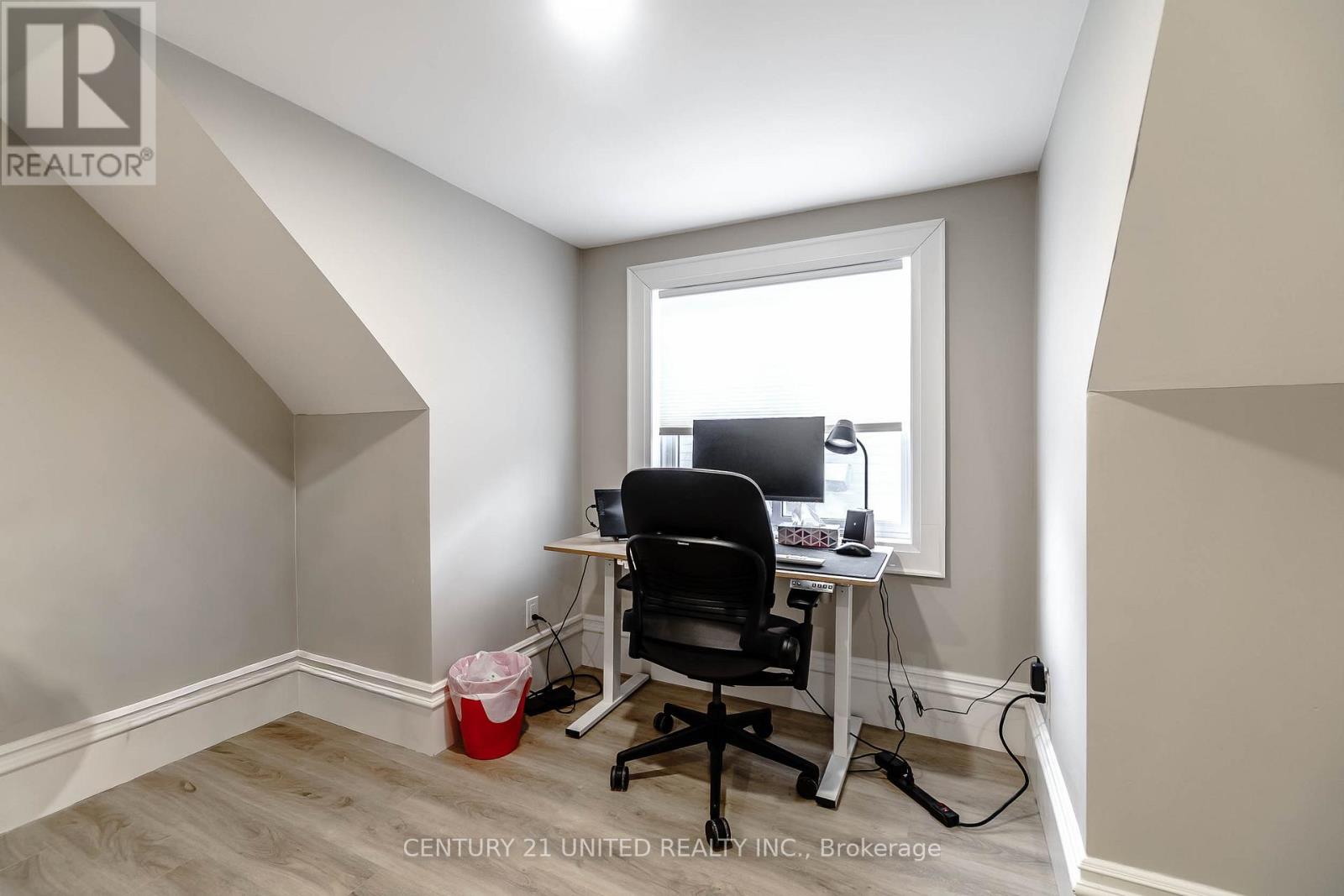 218 Park Street N, Peterborough (Town Ward 3), Ontario  K9J 3P8 - Photo 43 - X12878106