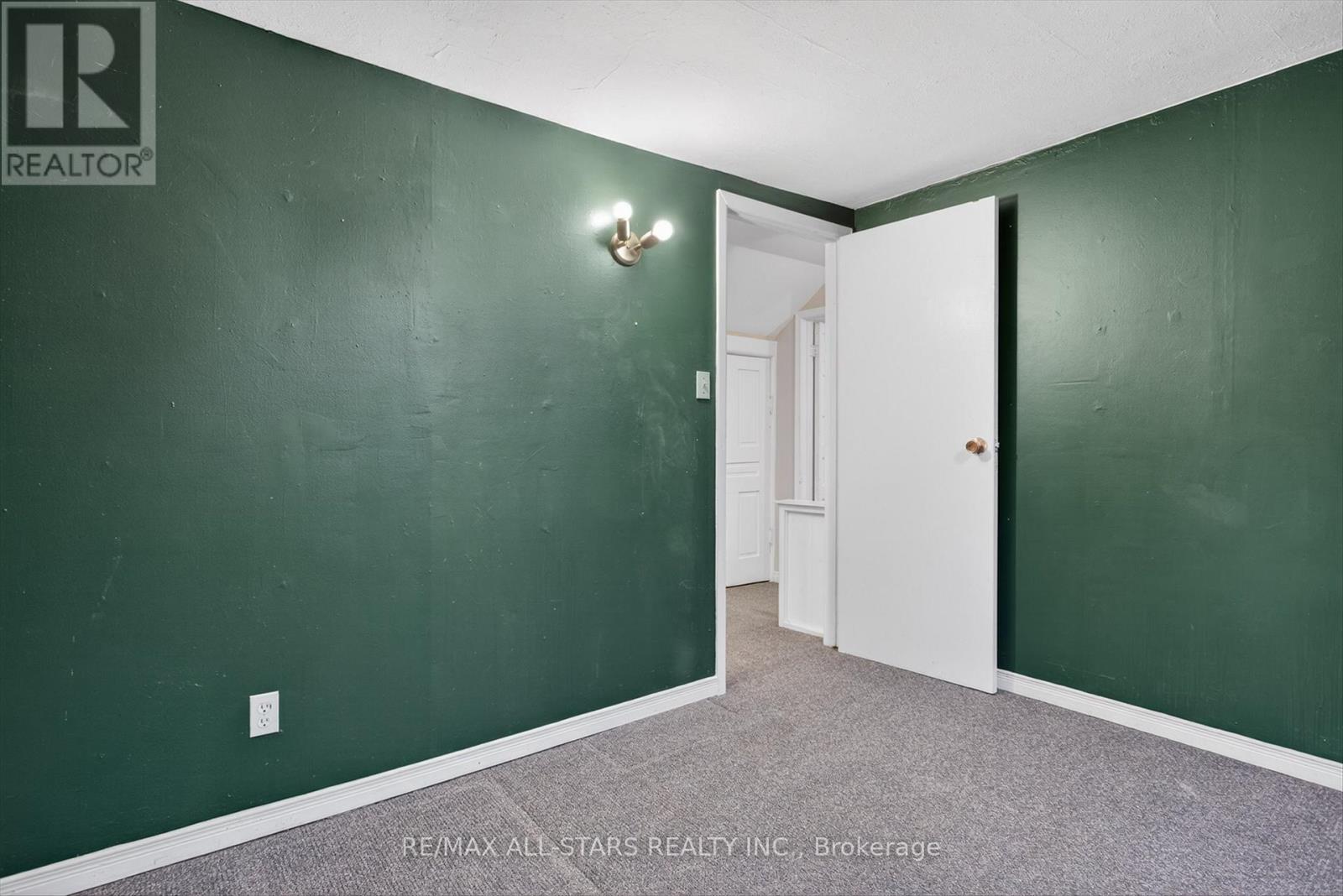 36 Caroline Street, Kawartha Lakes (Lindsay), Ontario  K9V 1T1 - Photo 21 - X12879274