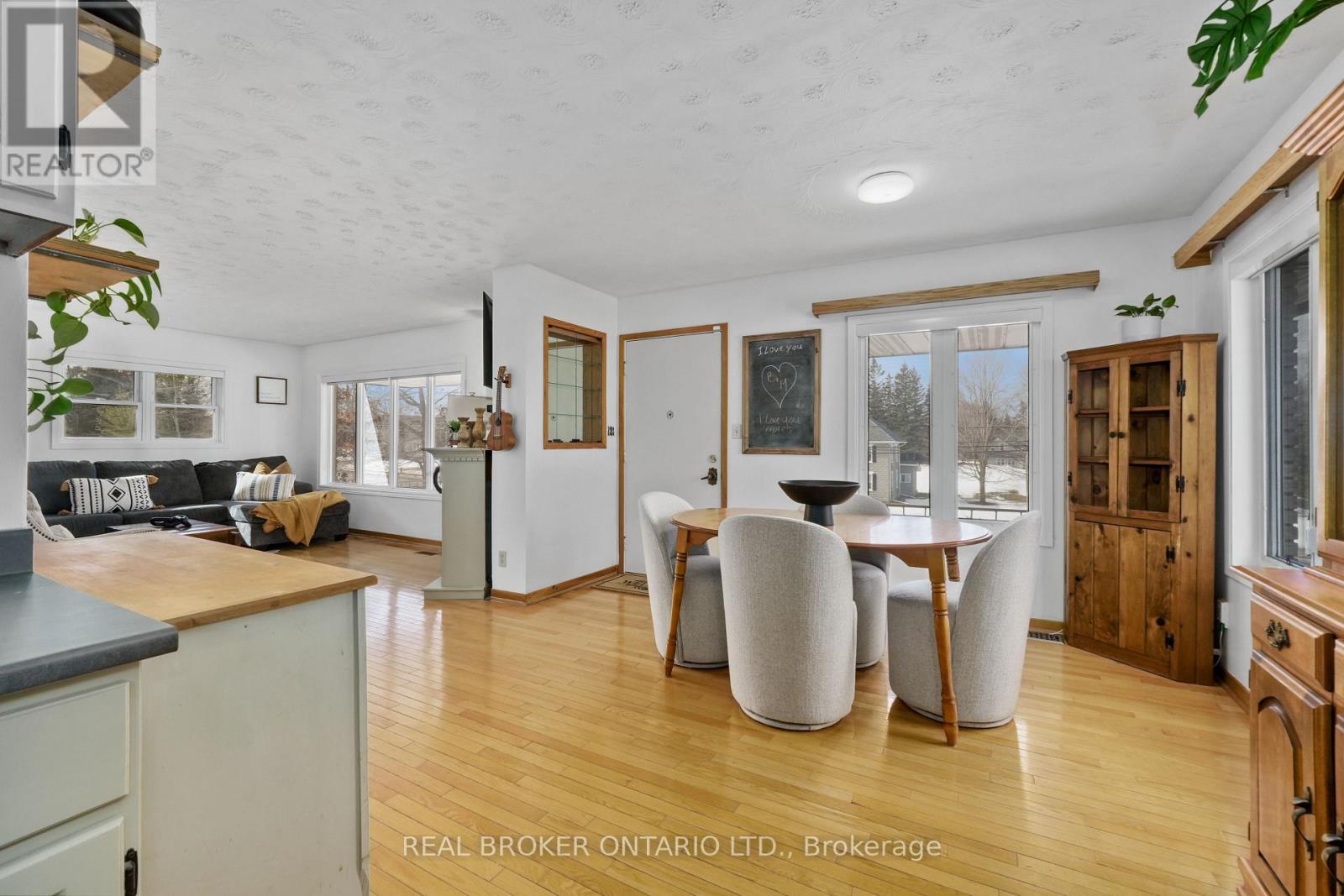 42 Concession Street, Havelock-Belmont-Methuen (Havelock), Ontario  K0L 1Z0 - Photo 9 - X12879384