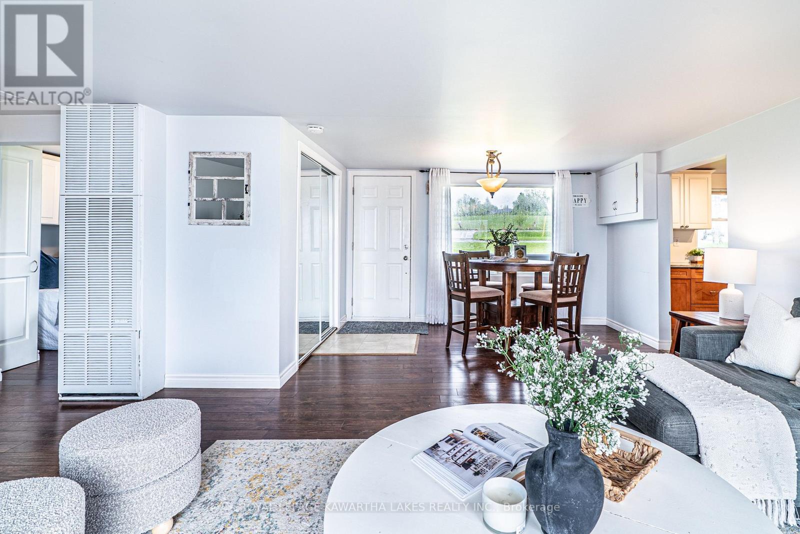 215 Snug Harbour Road, Kawartha Lakes (Lindsay), Ontario  K9V 4R6 - Photo 11 - X12879588