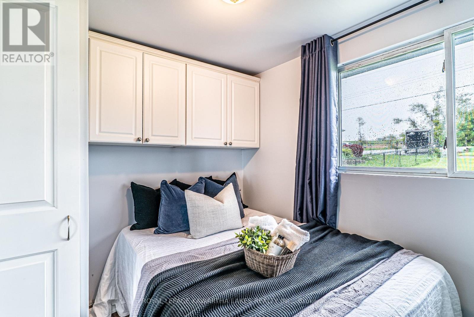 215 Snug Harbour Road, Kawartha Lakes (Lindsay), Ontario  K9V 4R6 - Photo 20 - X12879588