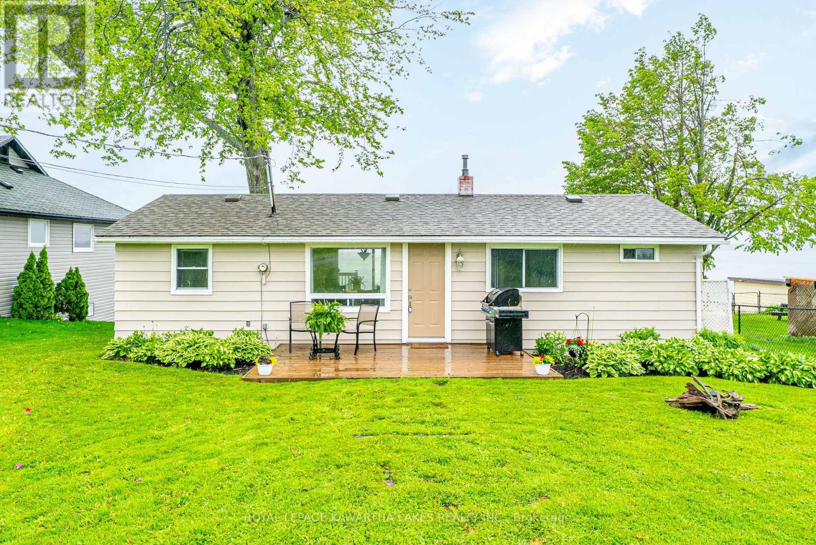 215 Snug Harbour Road, Kawartha Lakes (Lindsay), Ontario  K9V 4R6 - Photo 7 - X12879588