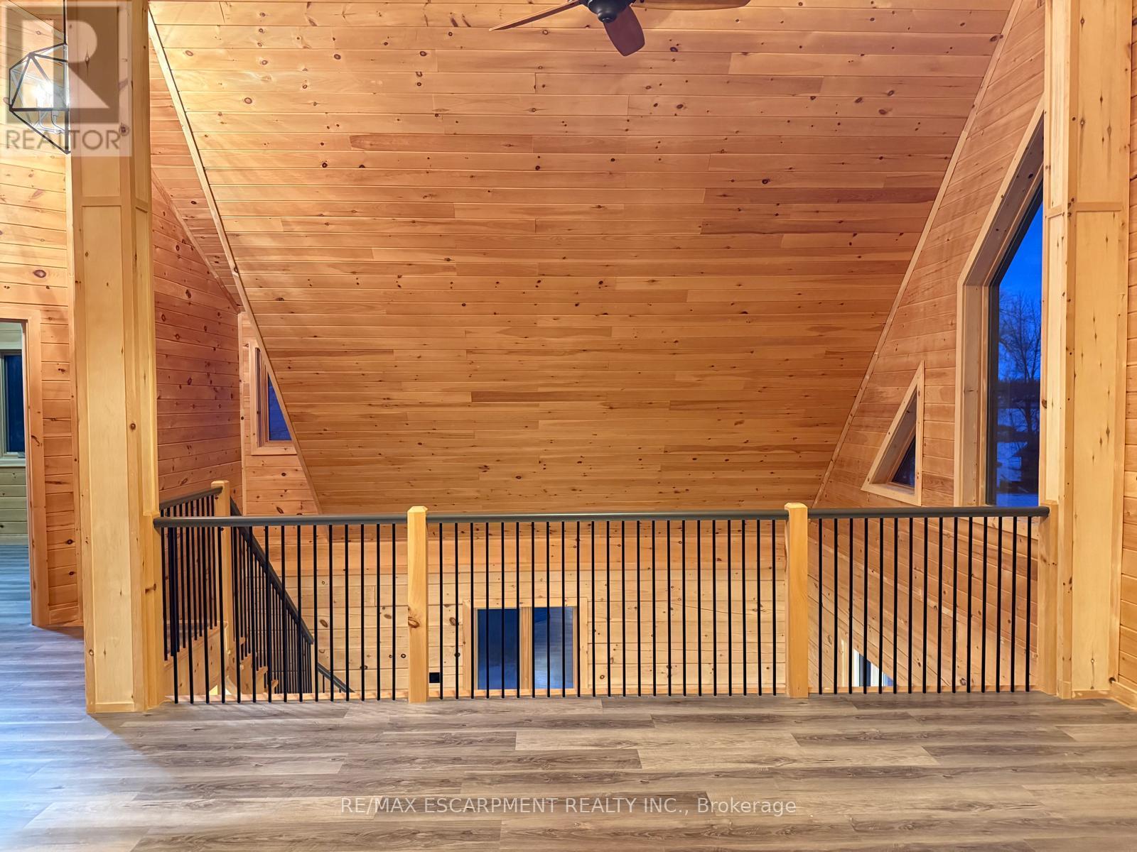 33 Laird Drive, Kawartha Lakes (Fenelon), Ontario  K9V 4R6 - Photo 23 - X12880482