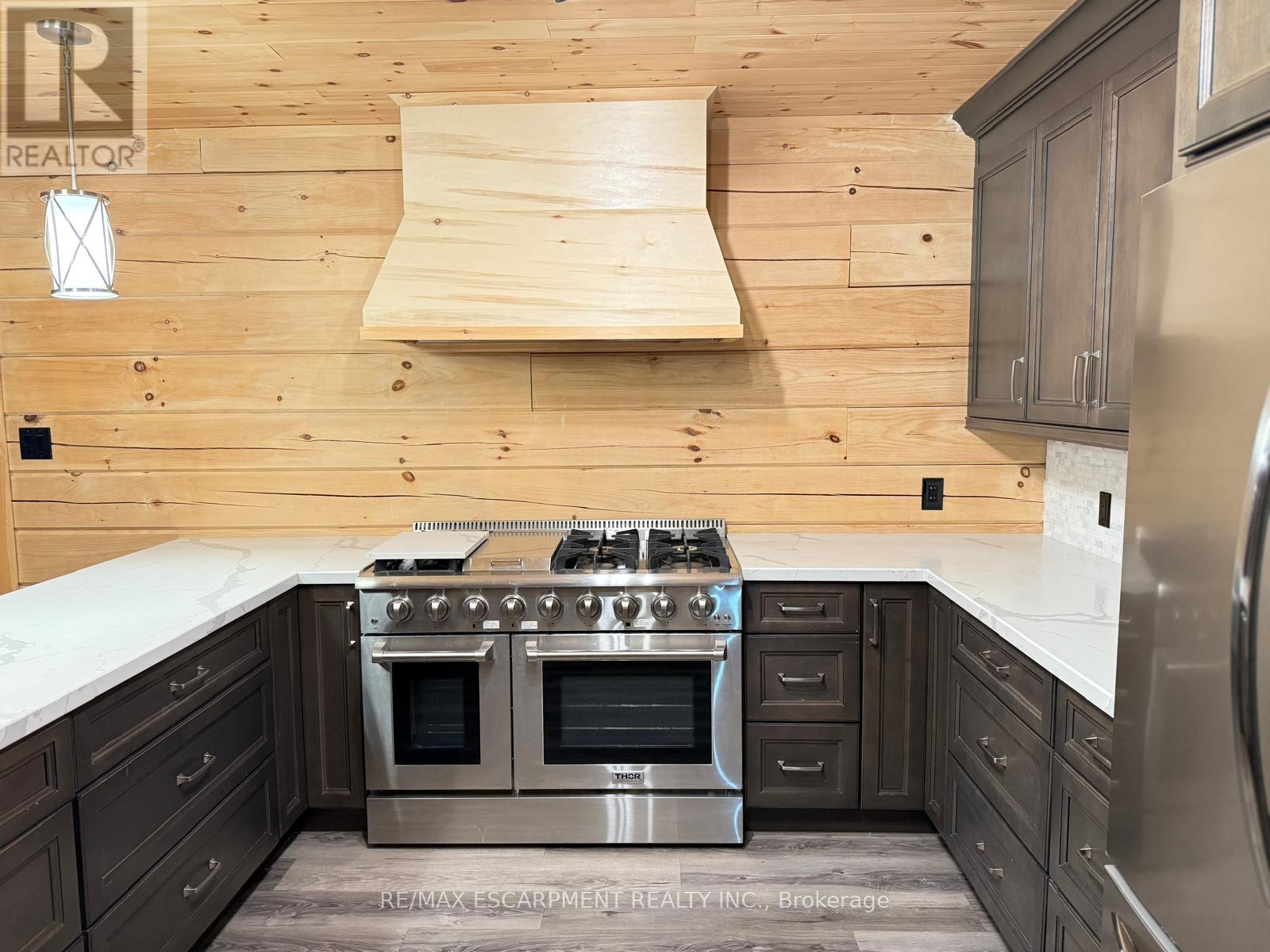 33 Laird Drive, Kawartha Lakes (Fenelon), Ontario  K9V 4R6 - Photo 7 - X12880482