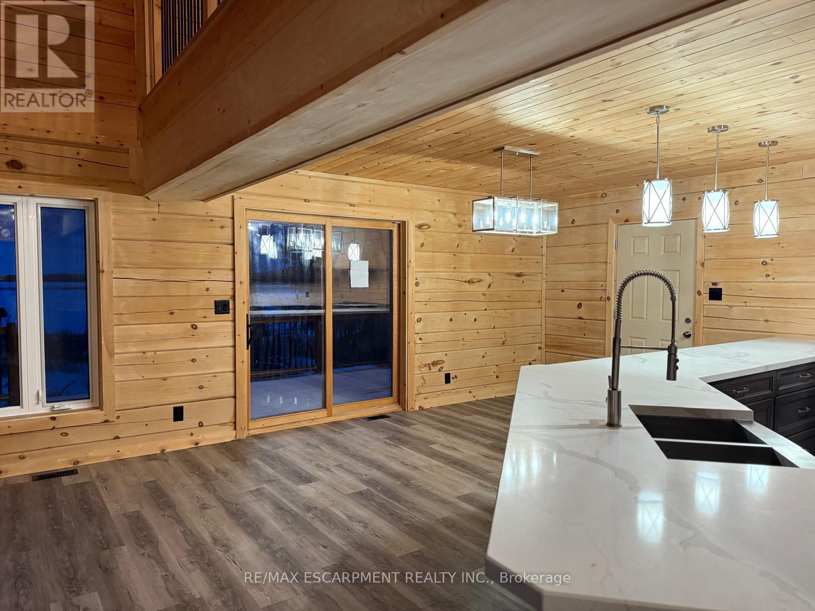 33 Laird Drive, Kawartha Lakes (Fenelon), Ontario  K9V 4R6 - Photo 9 - X12880482