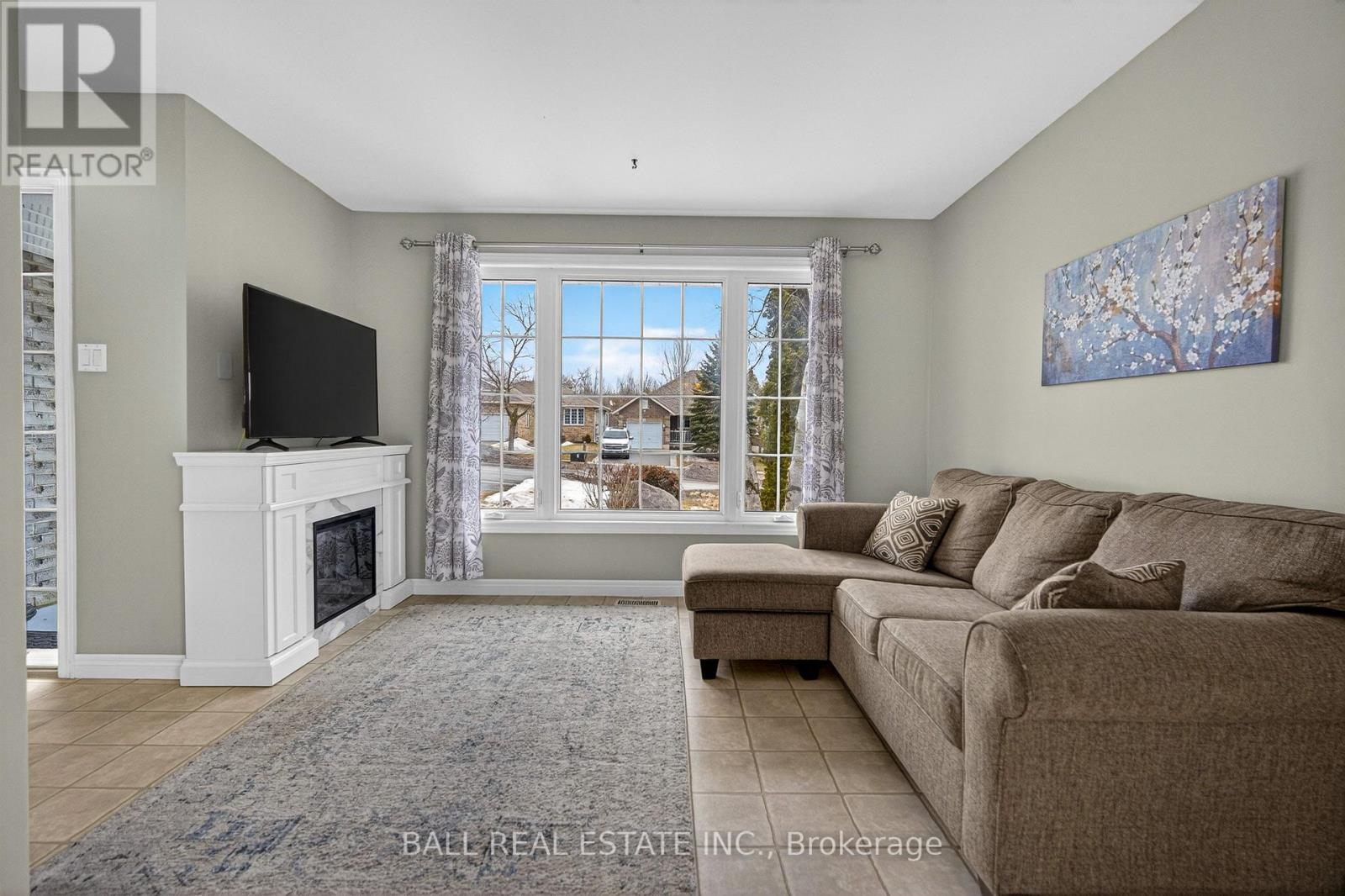 11 Francis Street, Selwyn, Ontario  K0L 2H0 - Photo 6 - X12880870