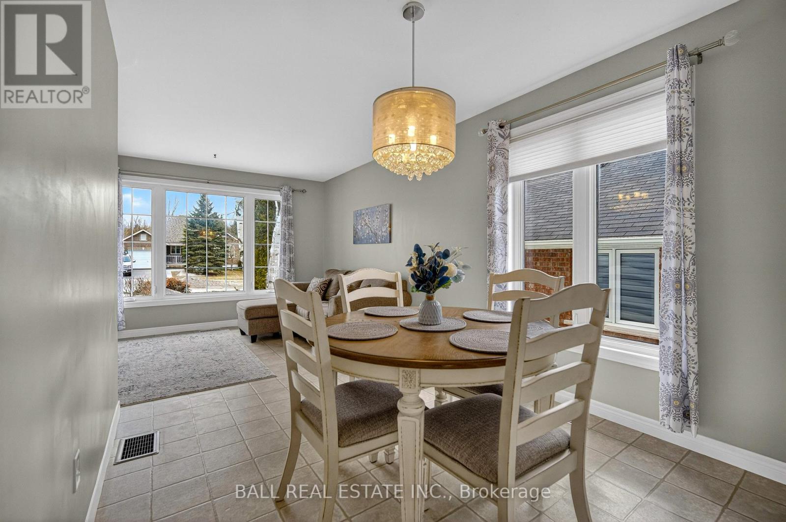 11 Francis Street, Selwyn, Ontario  K0L 2H0 - Photo 7 - X12880870