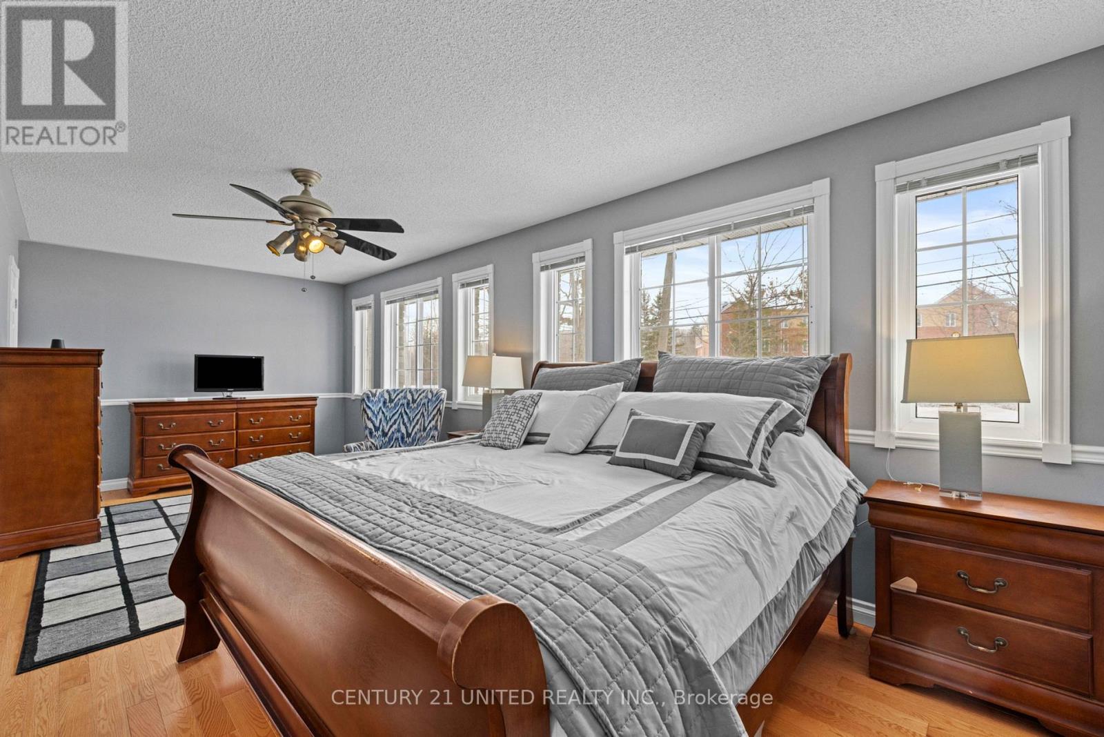 640 Brealey Drive, Peterborough (Otonabee Ward 1), Ontario  K9K 2M7 - Photo 19 - X12880972