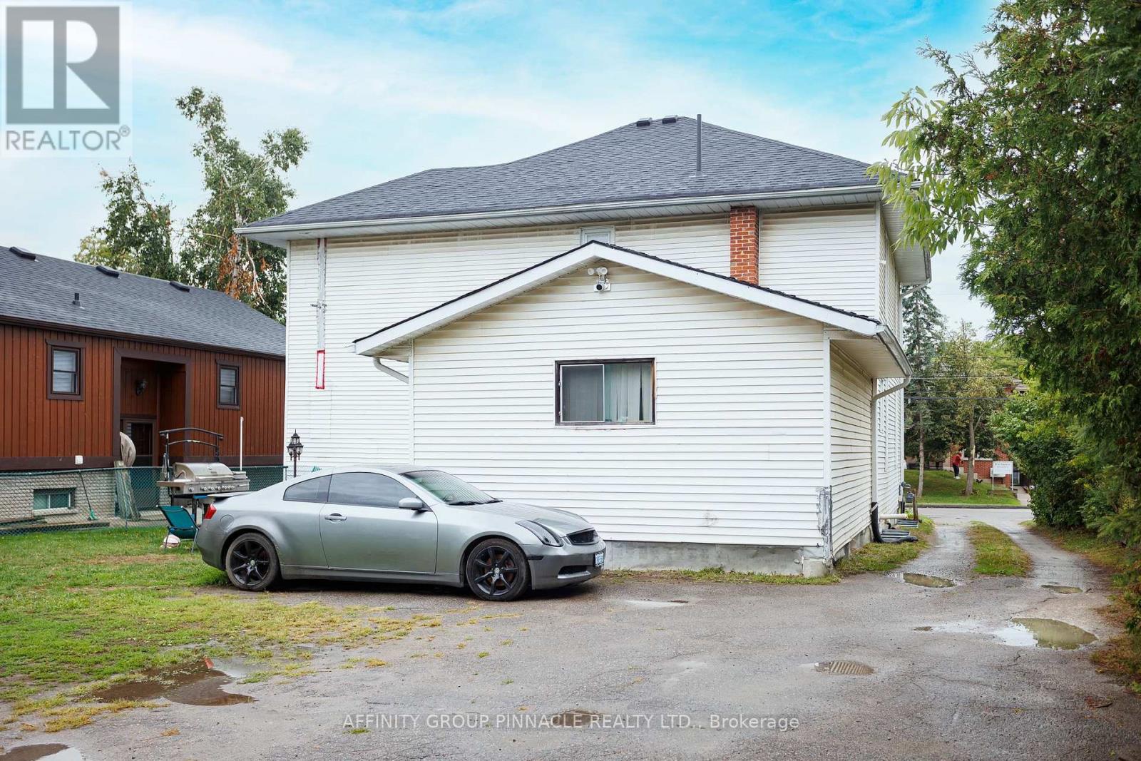 44 St Patrick Street, Kawartha Lakes (Lindsay), Ontario  K9V 1R3 - Photo 9 - X12881818