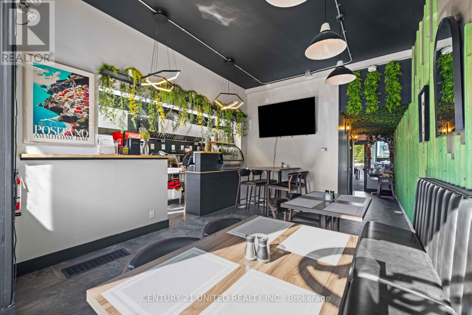 42 Front Street N, Trent Hills (Campbellford), Ontario  K0L 1L0 - Photo 2 - X12882070