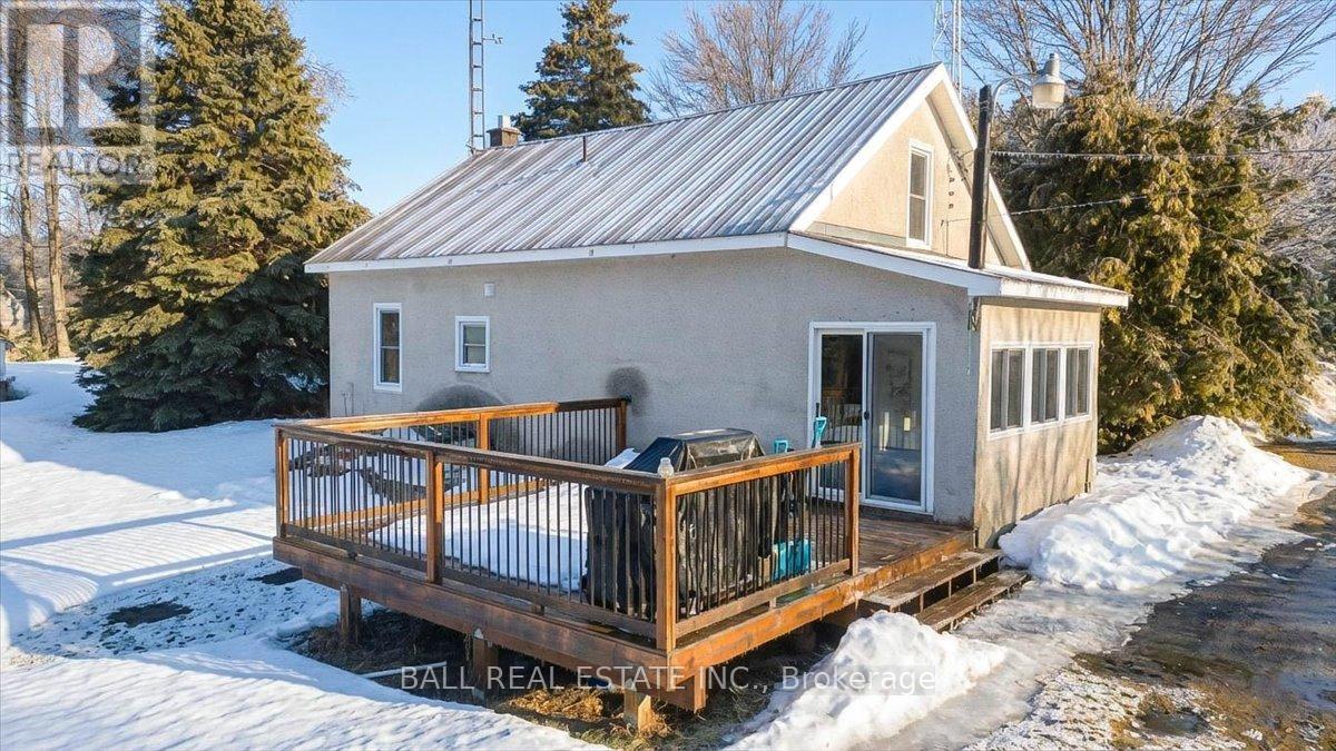 628 Weslemkoon Lake Road, Tudor And Cashel (Tudor Ward), Ontario  K0L 1W0 - Photo 12 - X12882134