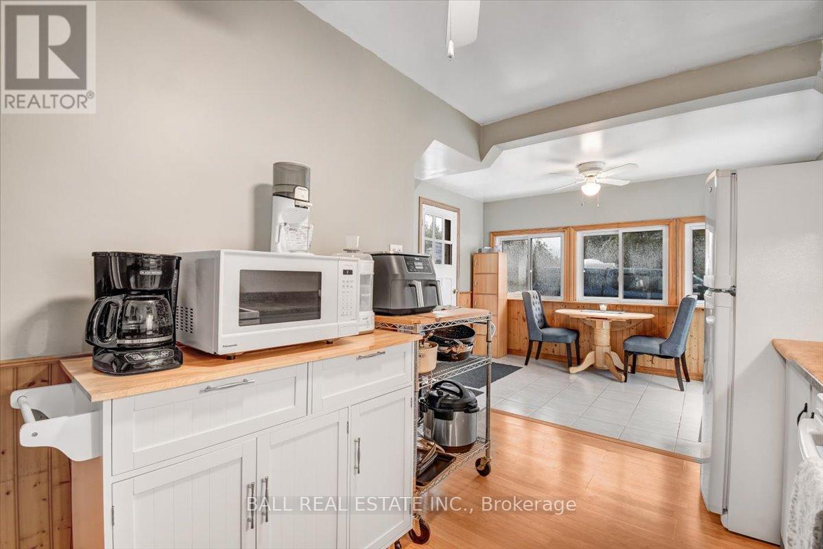 628 Weslemkoon Lake Road, Tudor And Cashel (Tudor Ward), Ontario  K0L 1W0 - Photo 20 - X12882134