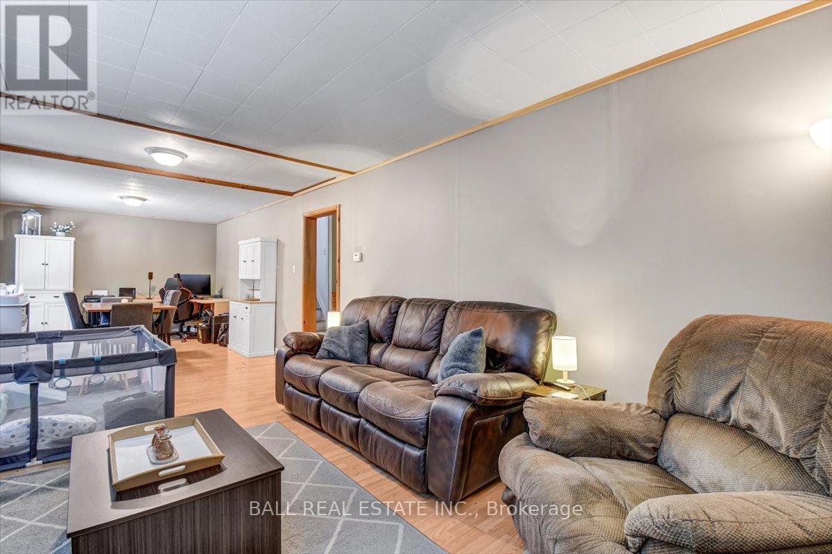 628 Weslemkoon Lake Road, Tudor And Cashel (Tudor Ward), Ontario  K0L 1W0 - Photo 28 - X12882134