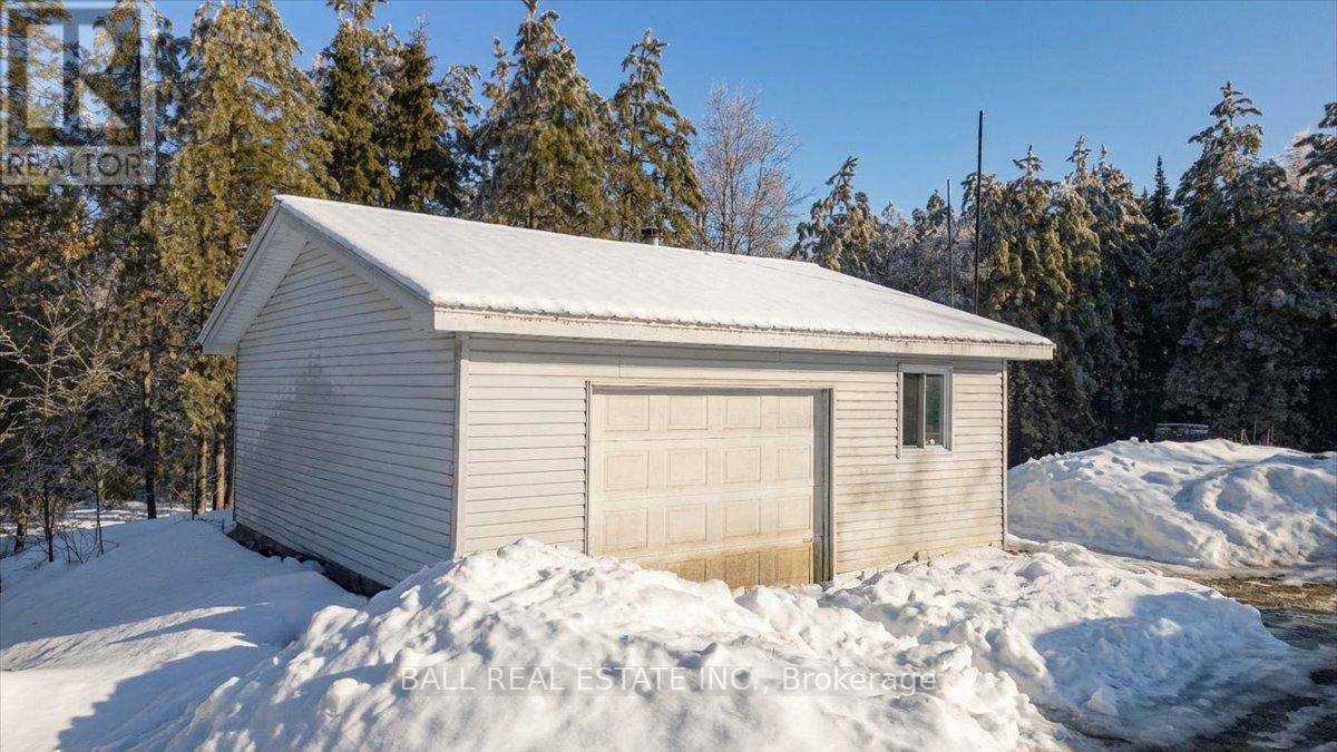 628 Weslemkoon Lake Road, Tudor And Cashel (Tudor Ward), Ontario  K0L 1W0 - Photo 7 - X12882134