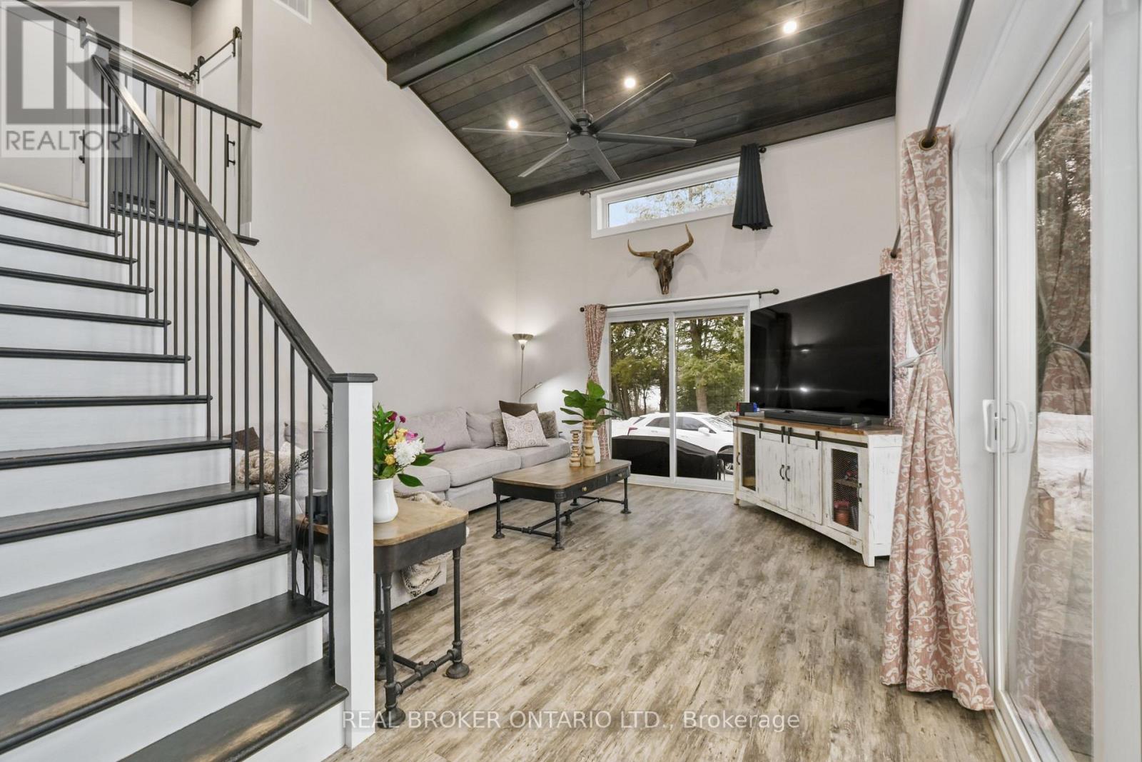 1109 Wilderness Island Trail W, Highlands East (Cardiff Ward), Ontario  K0L 1C0 - Photo 16 - X12883696