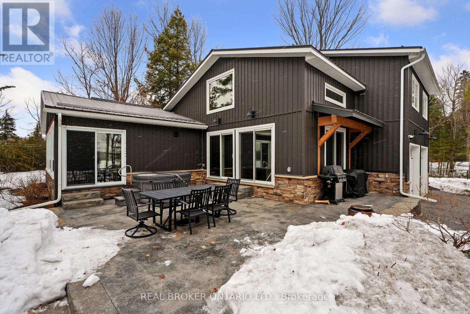 1109 Wilderness Island Trail W, Highlands East (Cardiff Ward), Ontario  K0L 1C0 - Photo 30 - X12883696