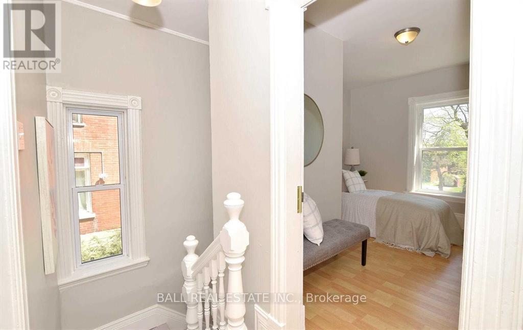 619 Aylmer Street N, Peterborough (Town Ward 3), Ontario  K9H 3X2 - Photo 14 - X12883896