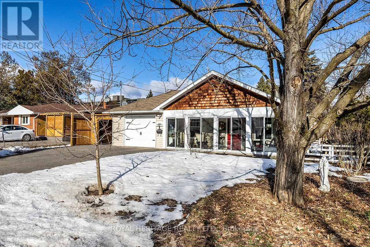 84 Nevin Avenue, Peterborough (Otonabee Ward 1), Ontario  K9J 6E8 - Photo 3 - X12883964