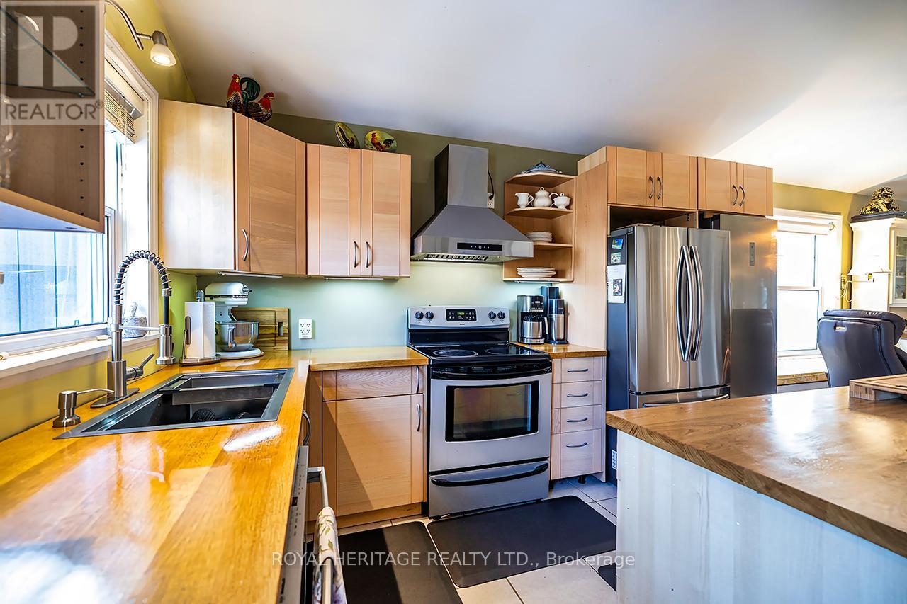 84 Nevin Avenue, Peterborough (Otonabee Ward 1), Ontario  K9J 6E8 - Photo 8 - X12883964