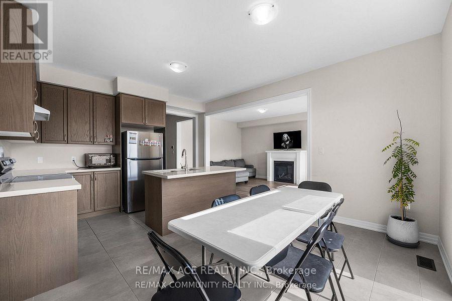 75 Ed Ewert Avenue, Clarington (Newcastle), Ontario  L1B 0W7 - Photo 19 - E12884850