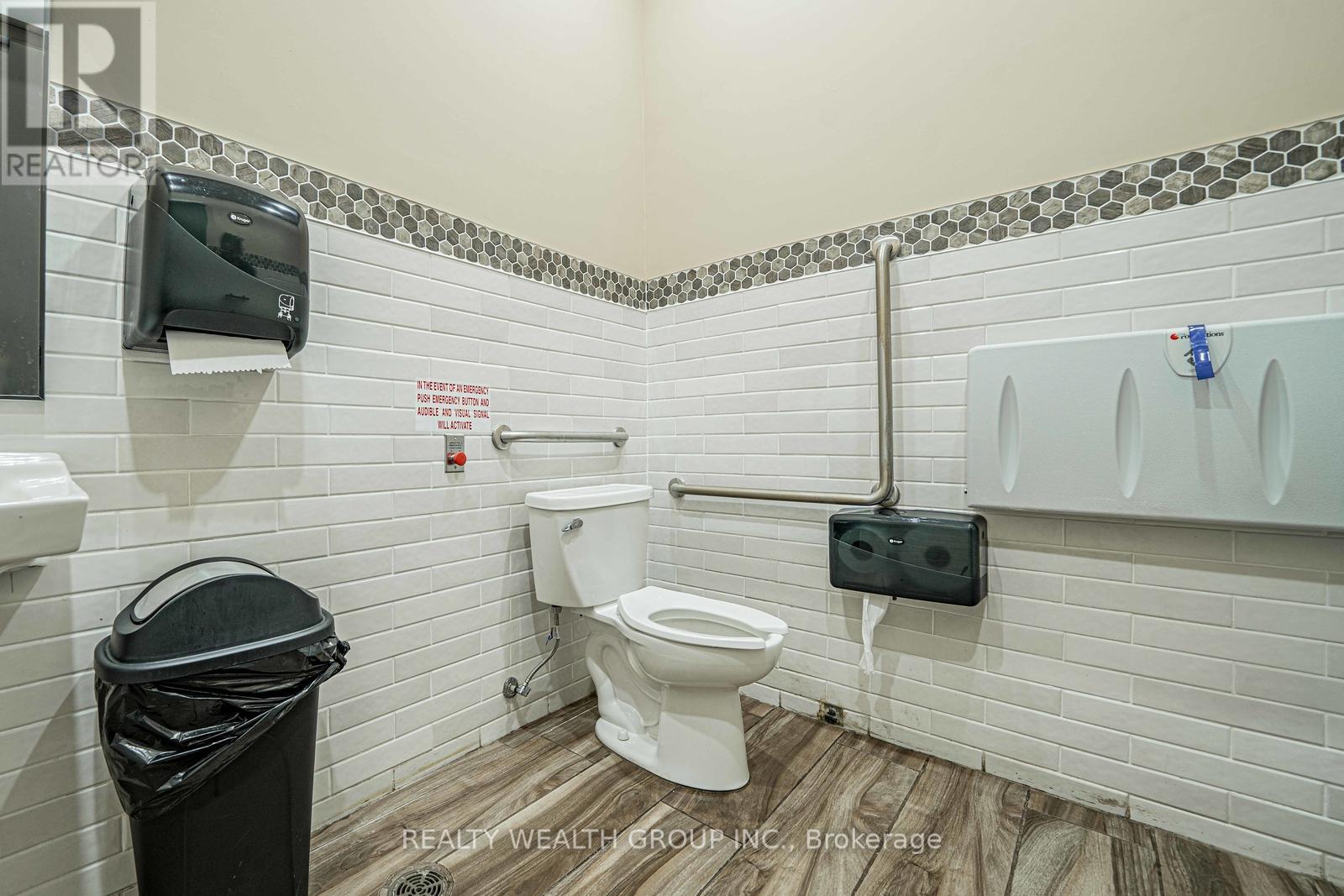 4 - 370 Kent Street W, Kawartha Lakes (Lindsay), Ontario  K9V 6G8 - Photo 10 - X12885740